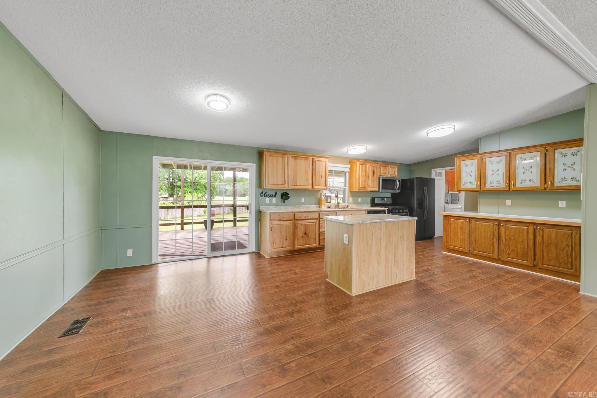 Metes & Bounds - Residential Lease