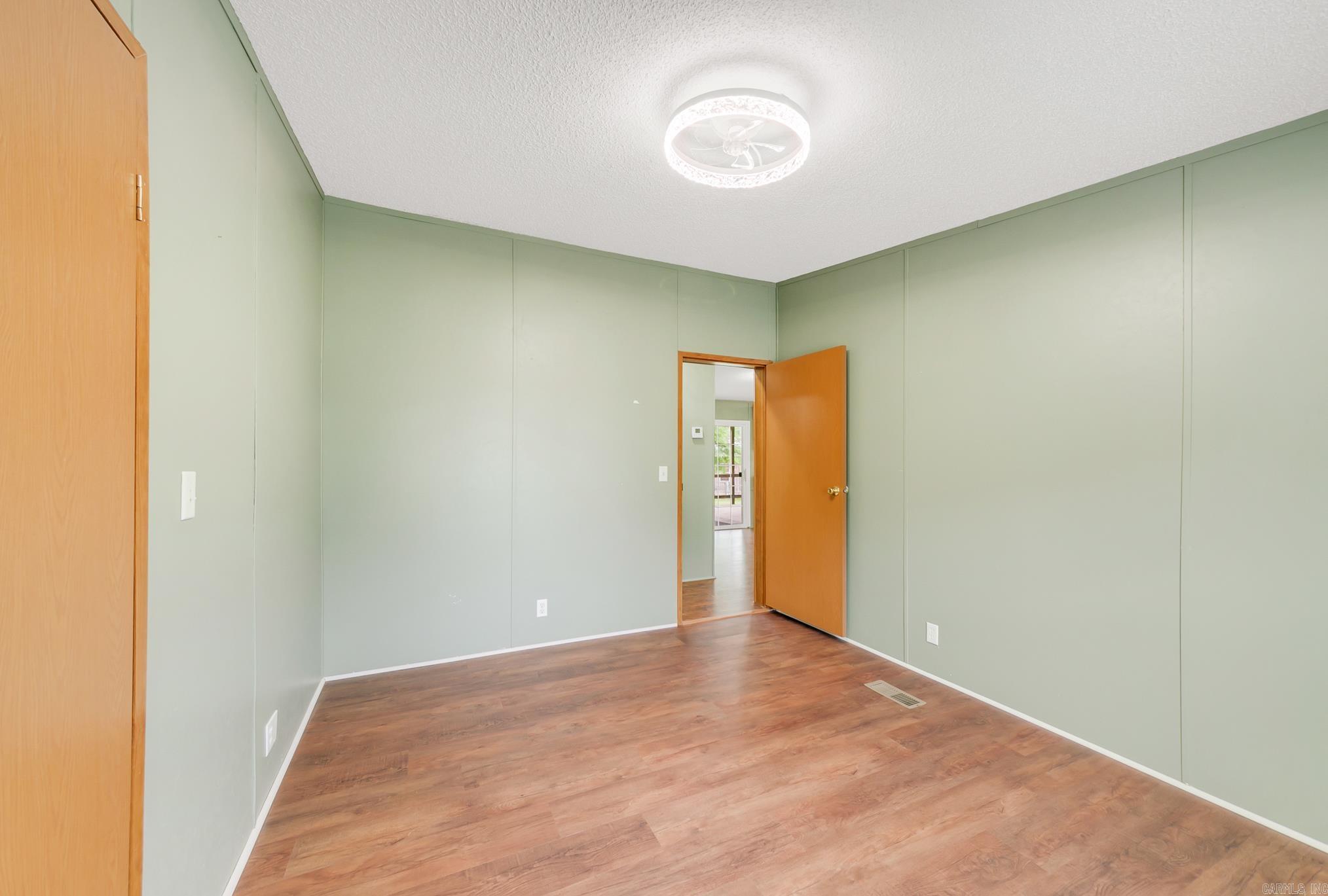 Metes & Bounds - Residential Lease