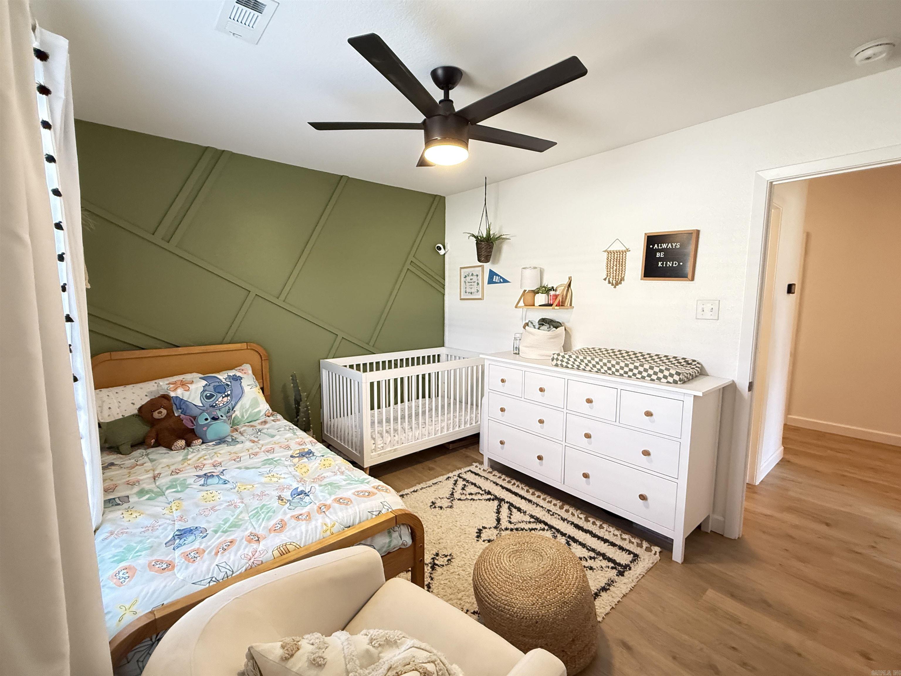 WOODLANDS EDGE - Residential