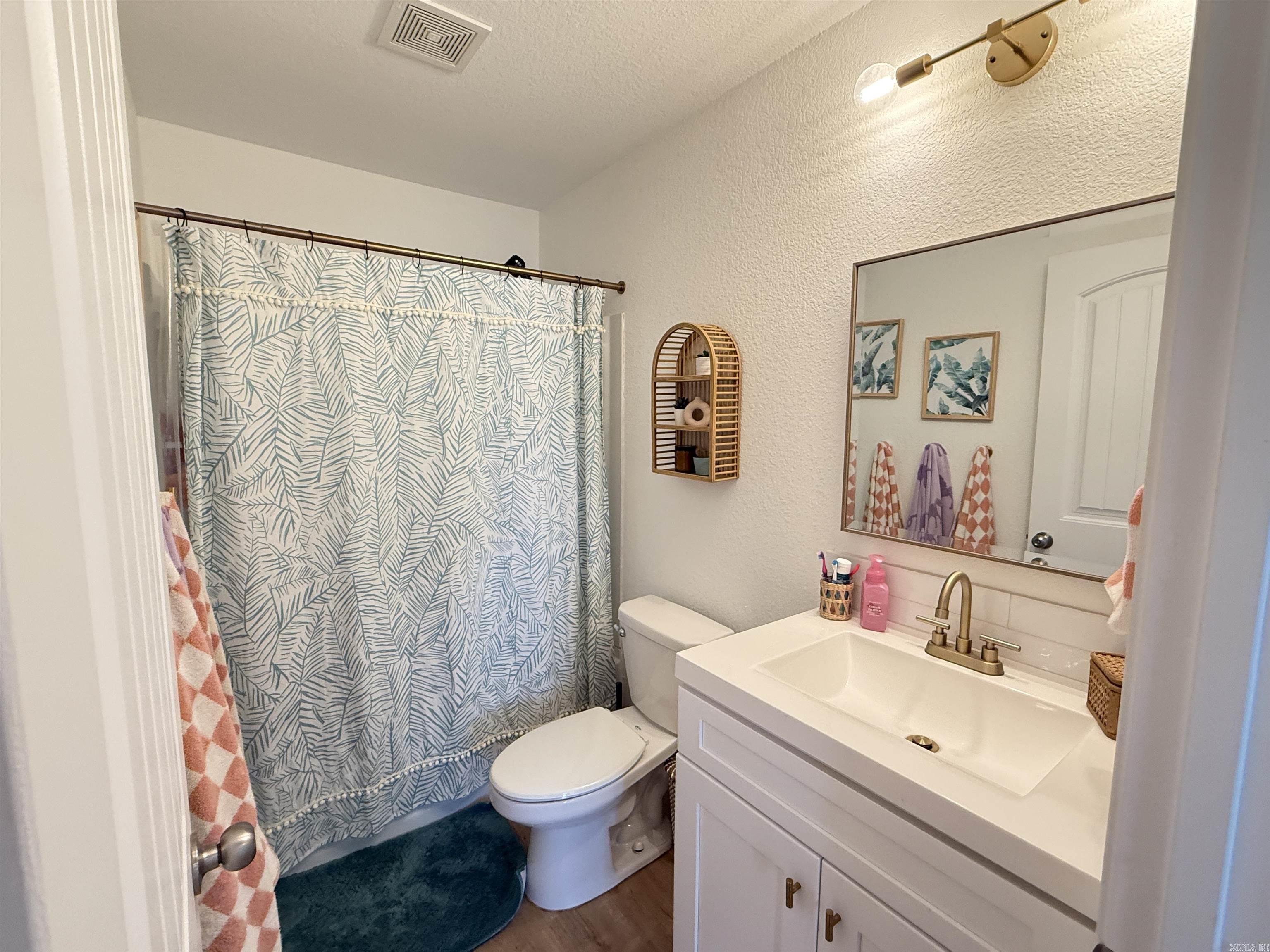 WOODLANDS EDGE - Residential