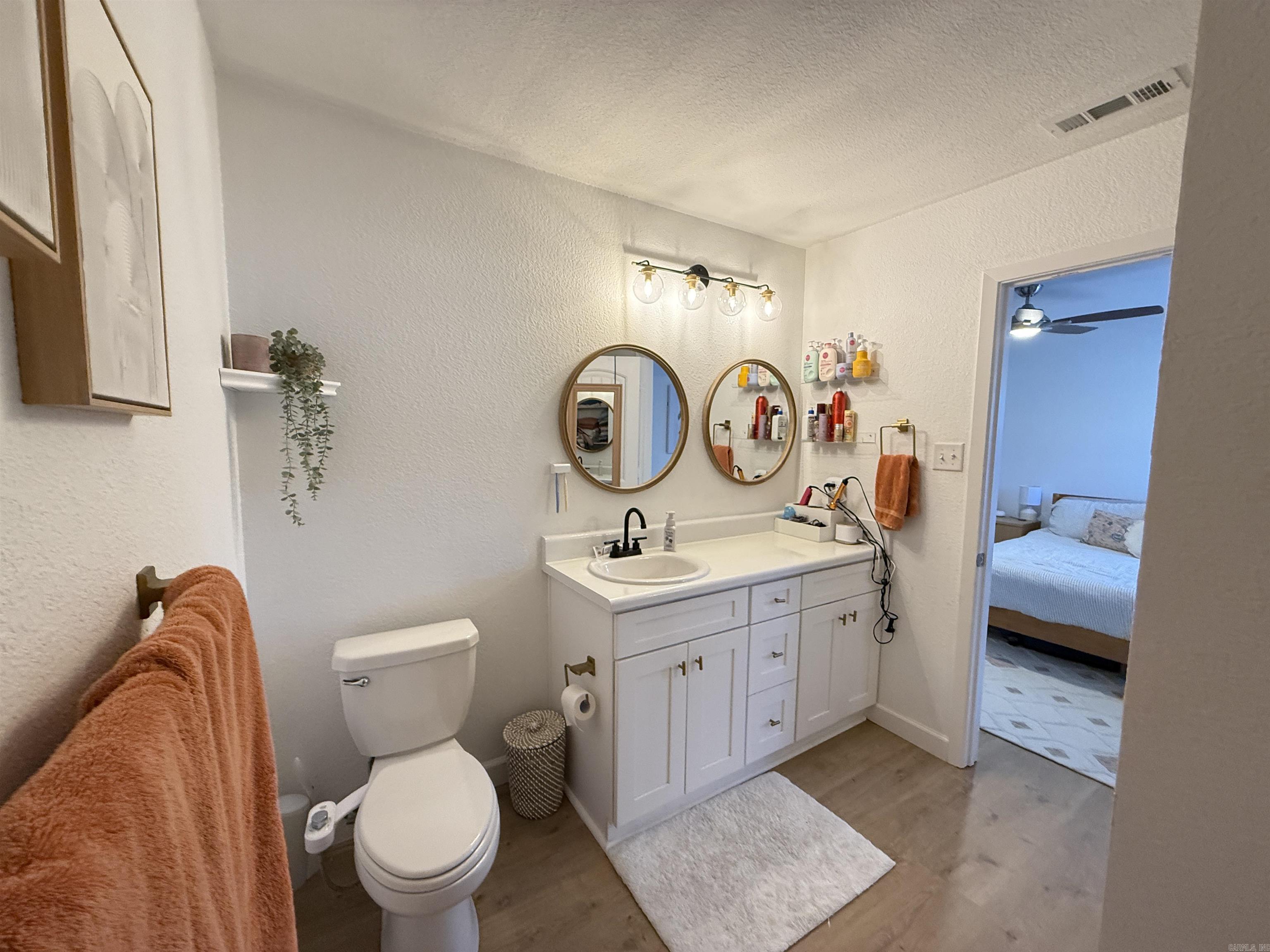 WOODLANDS EDGE - Residential