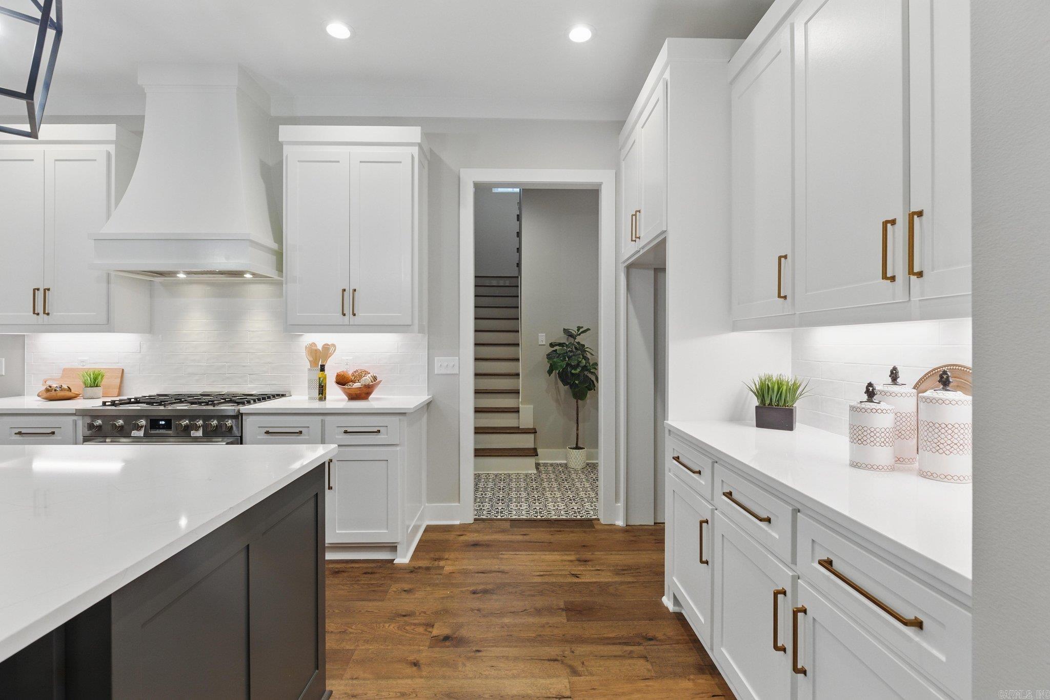WATERVIEW ESTATES - Residential