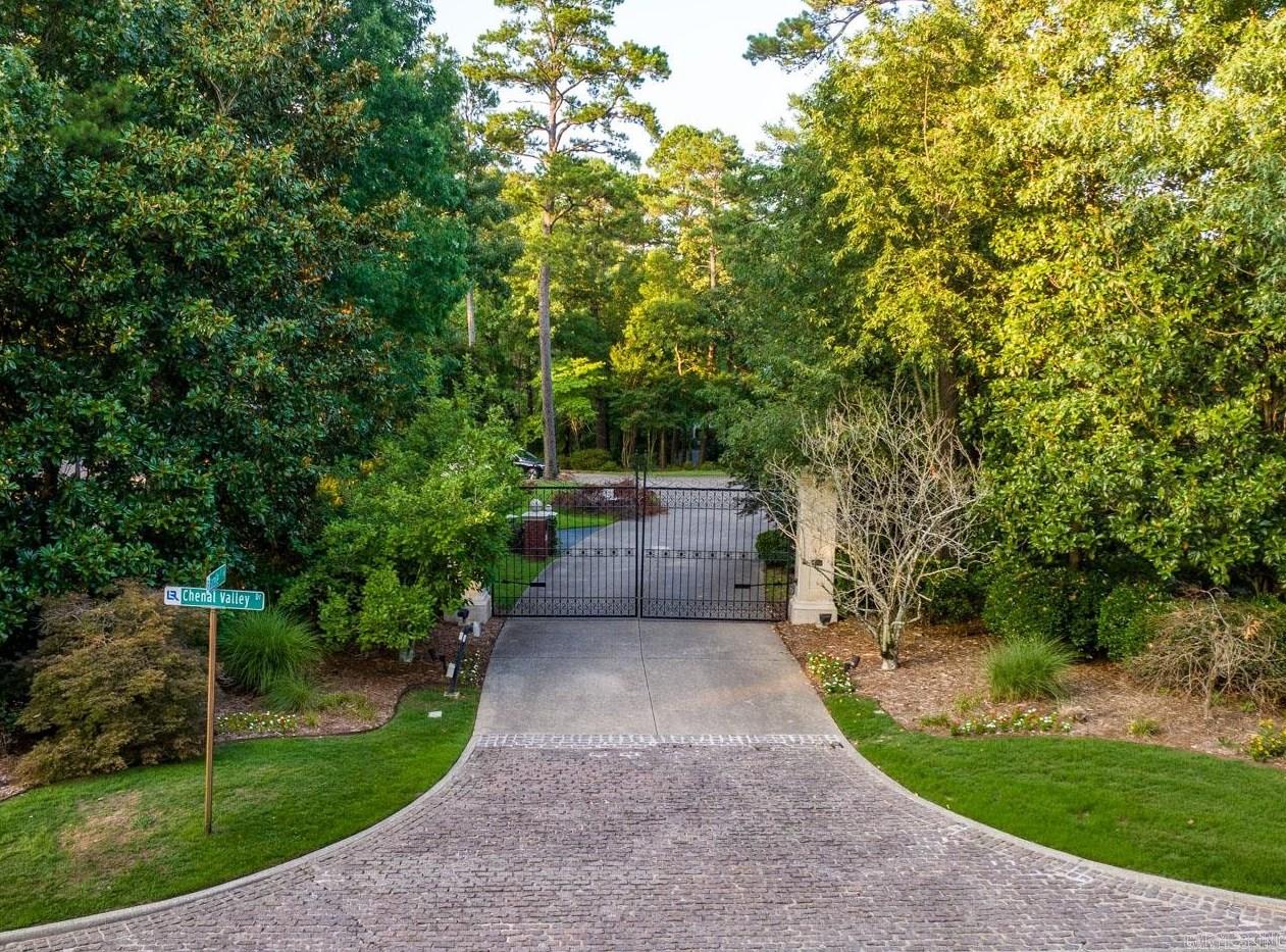 CHENAL VALLEY THE ESTATES - Residential