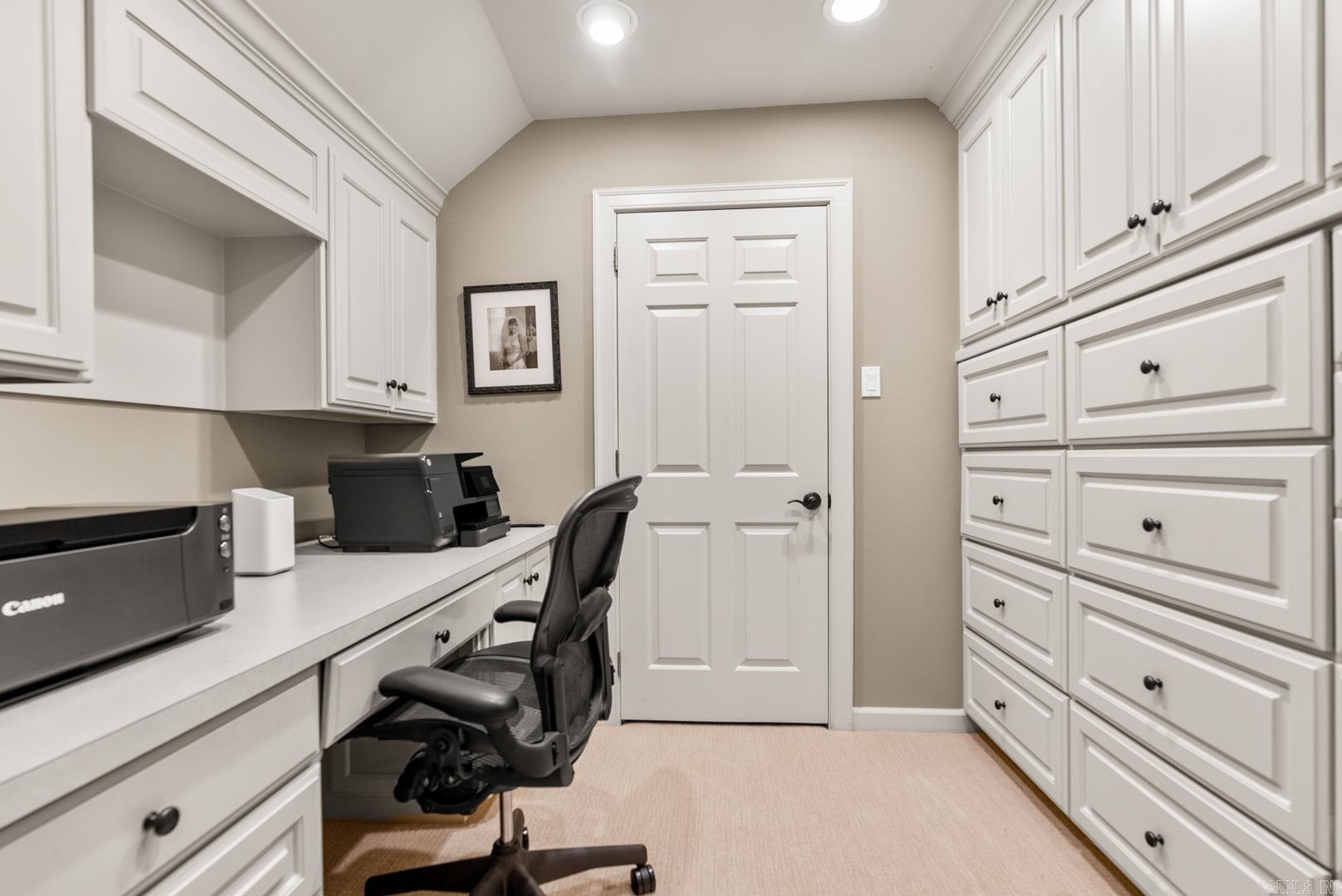 CHENAL VALLEY THE ESTATES - Residential