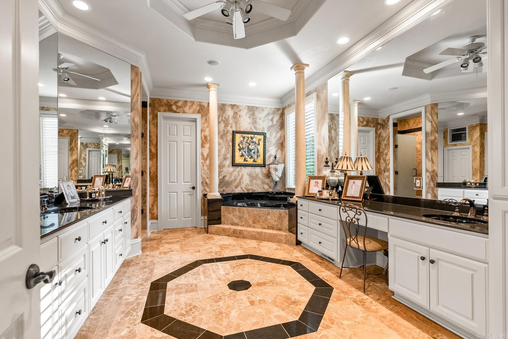 CHENAL VALLEY THE ESTATES - Residential