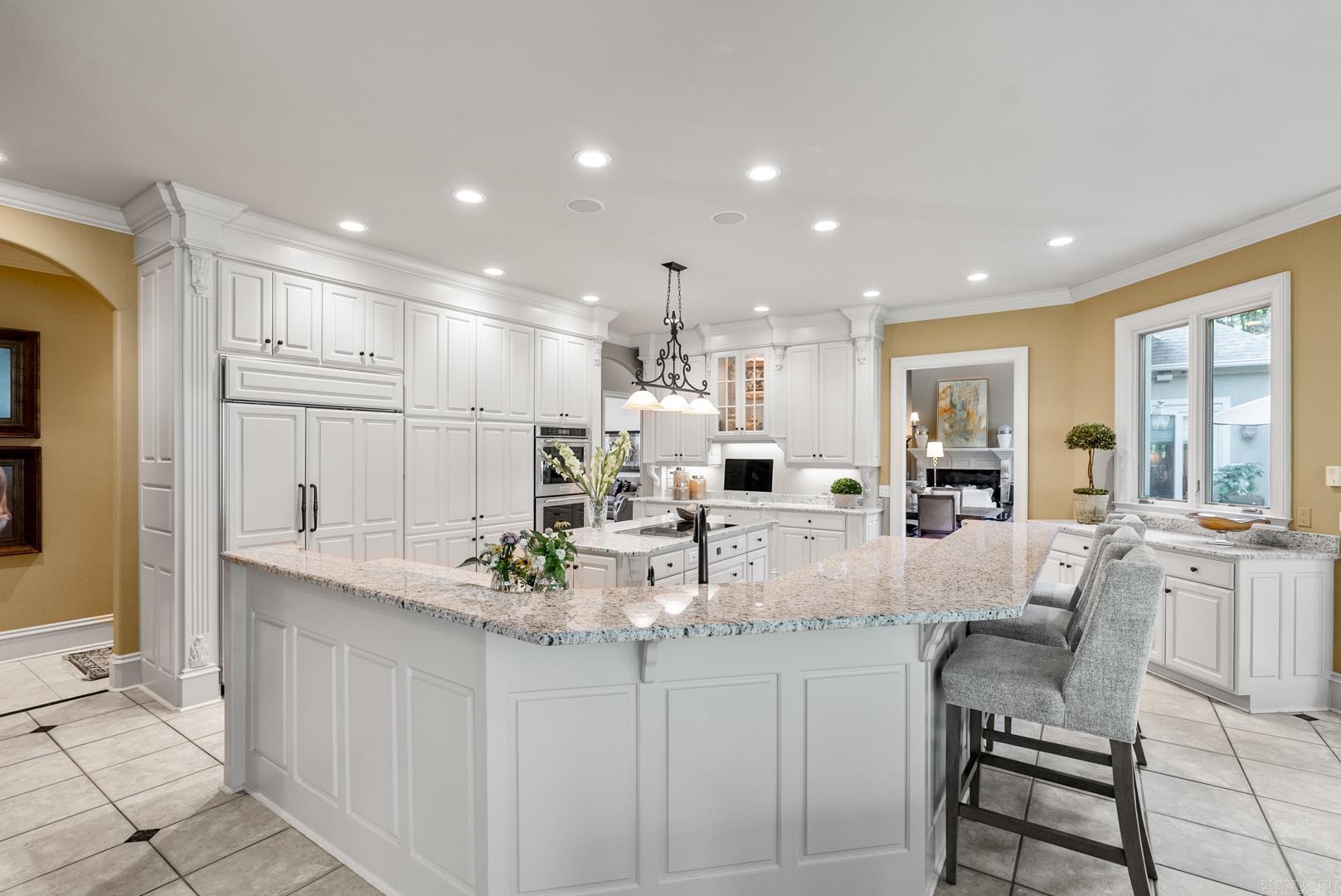 CHENAL VALLEY THE ESTATES - Residential