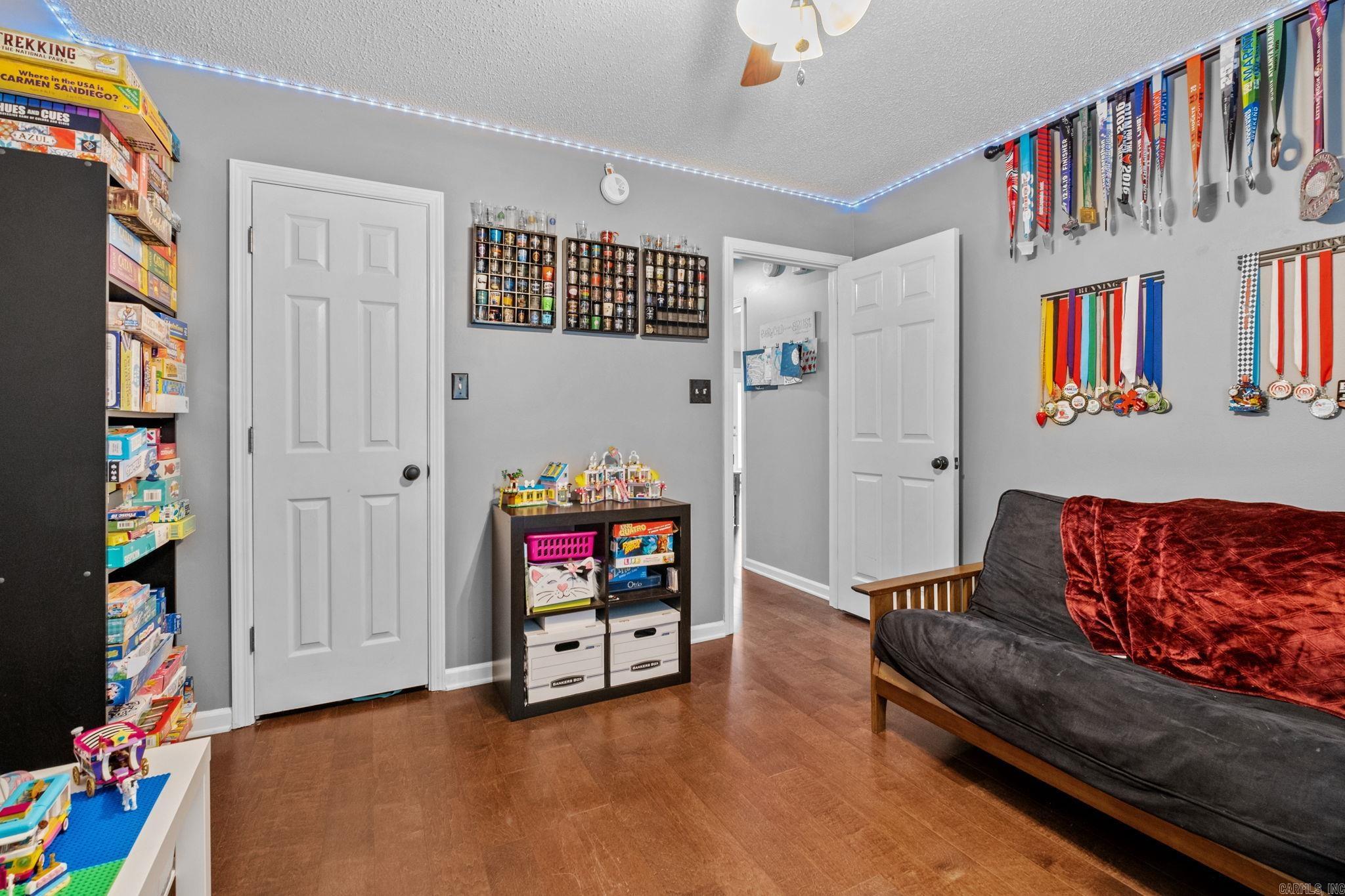 WOODBRIDGE - Residential