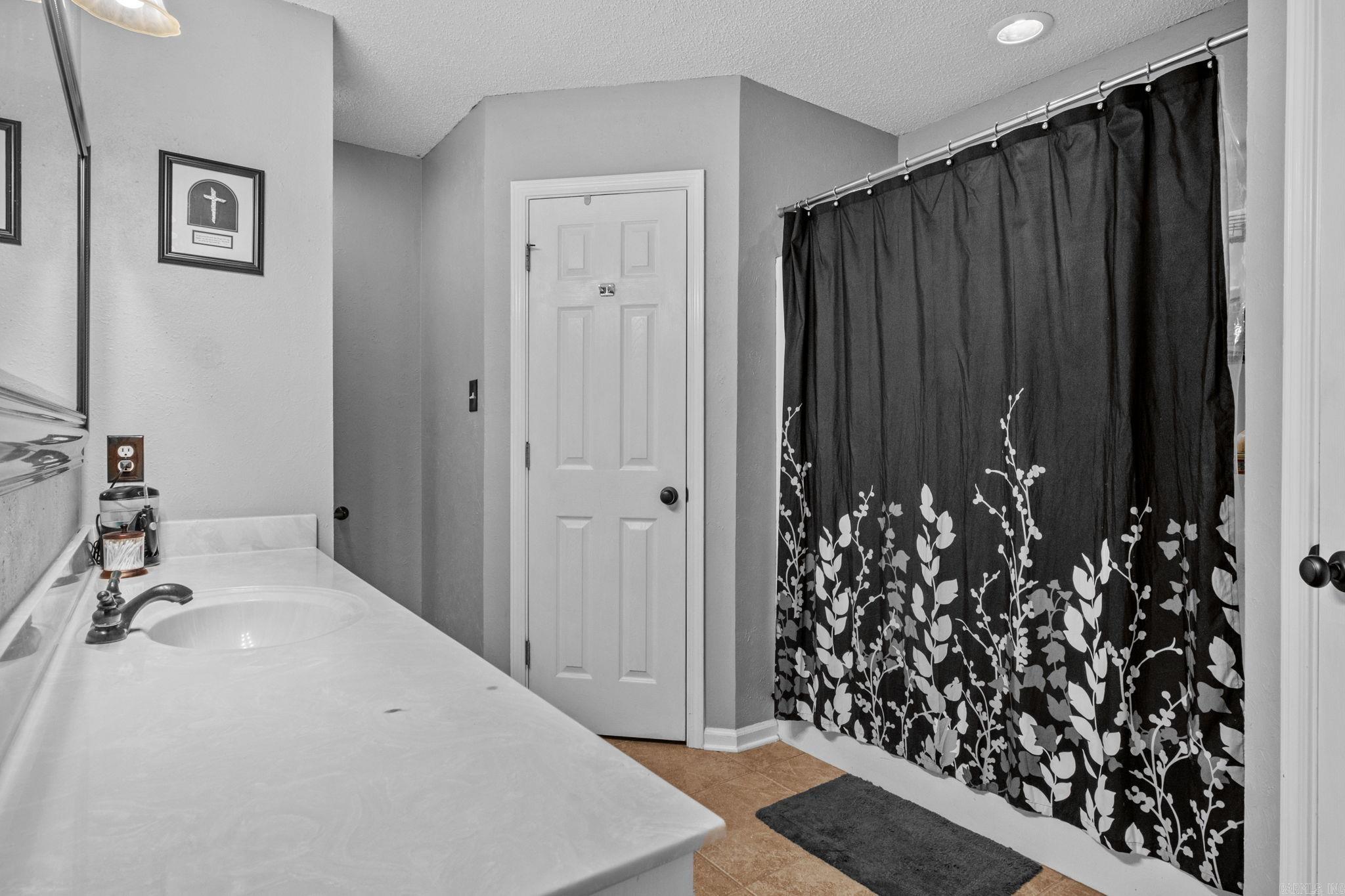 WOODBRIDGE - Residential