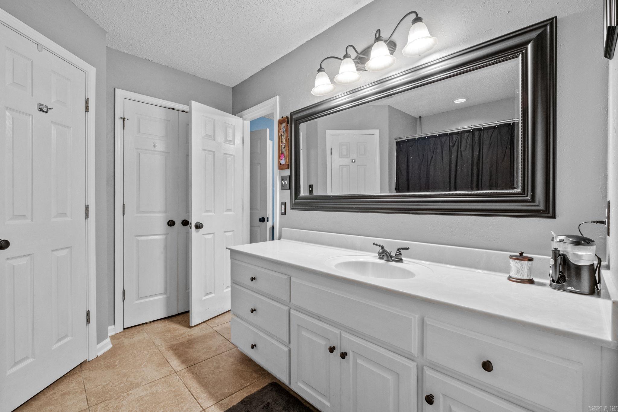 WOODBRIDGE - Residential