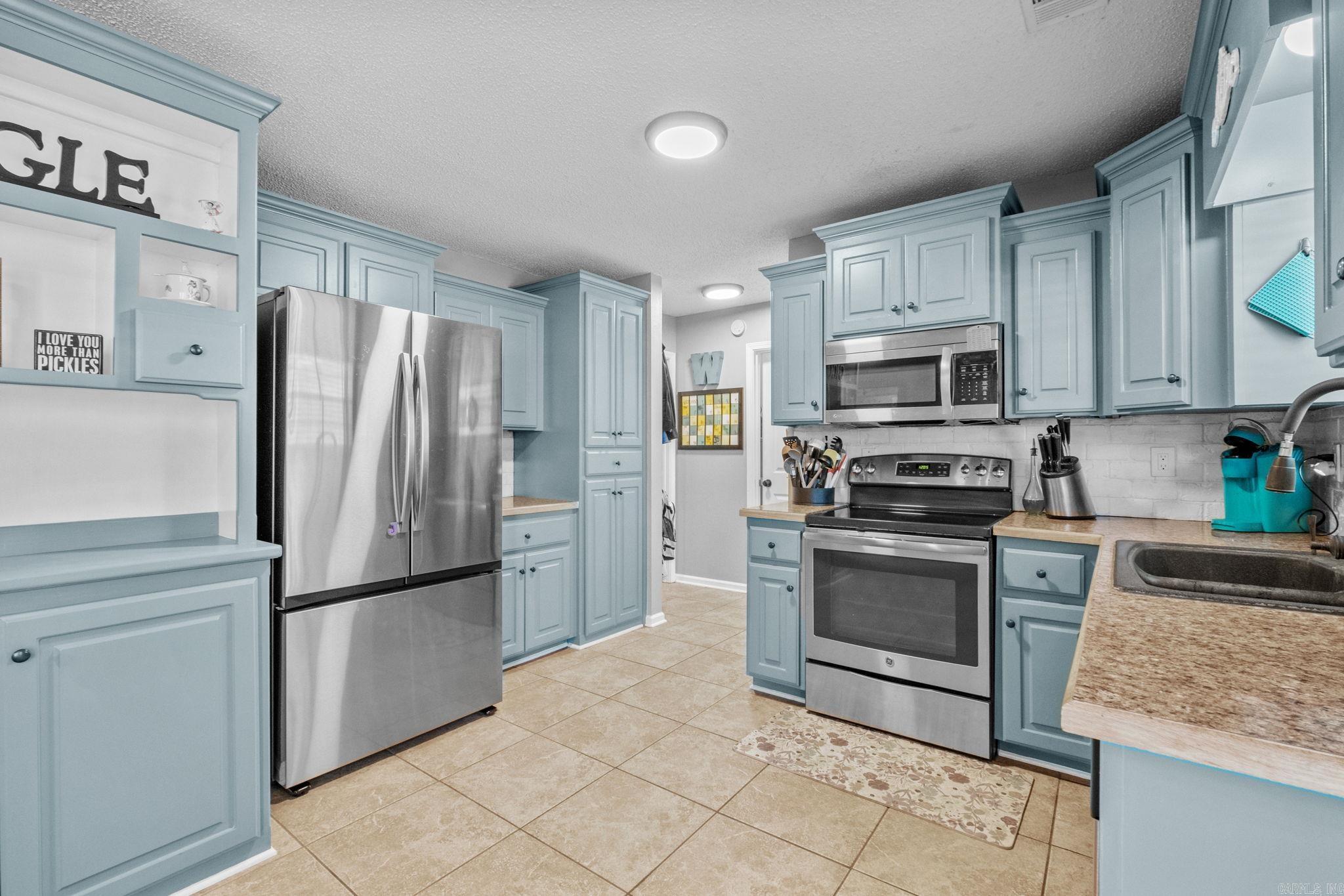 WOODBRIDGE - Residential