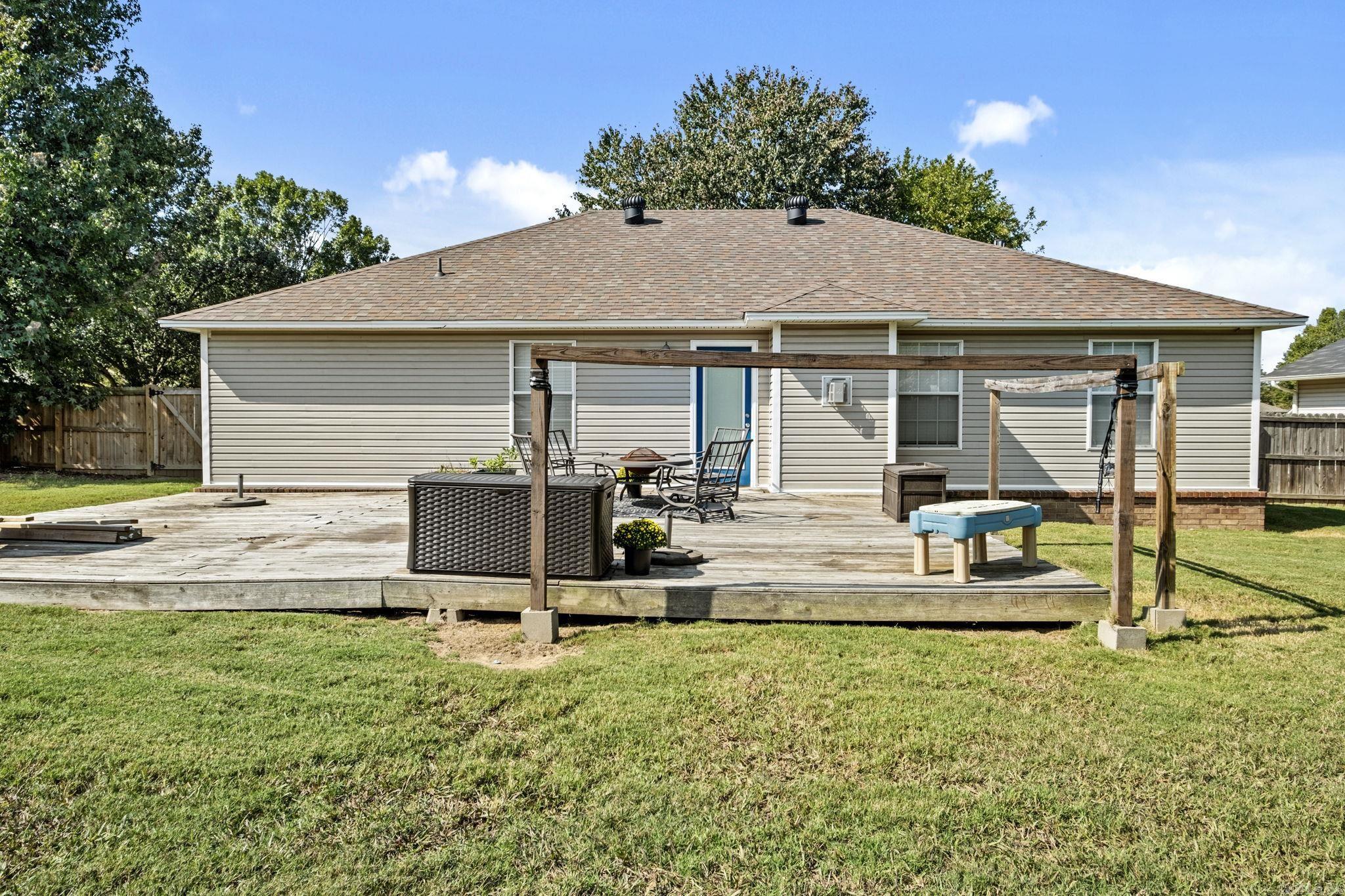 WOODBRIDGE - Residential