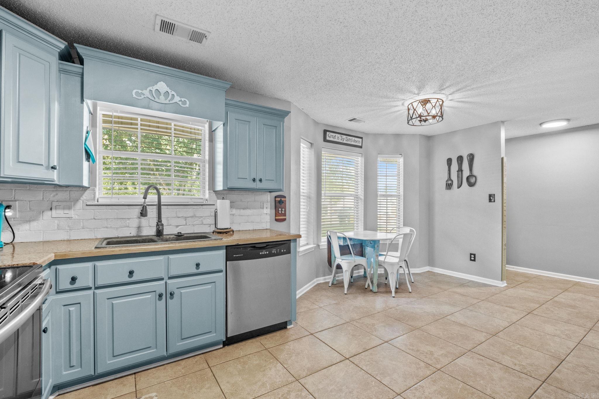 WOODBRIDGE - Residential