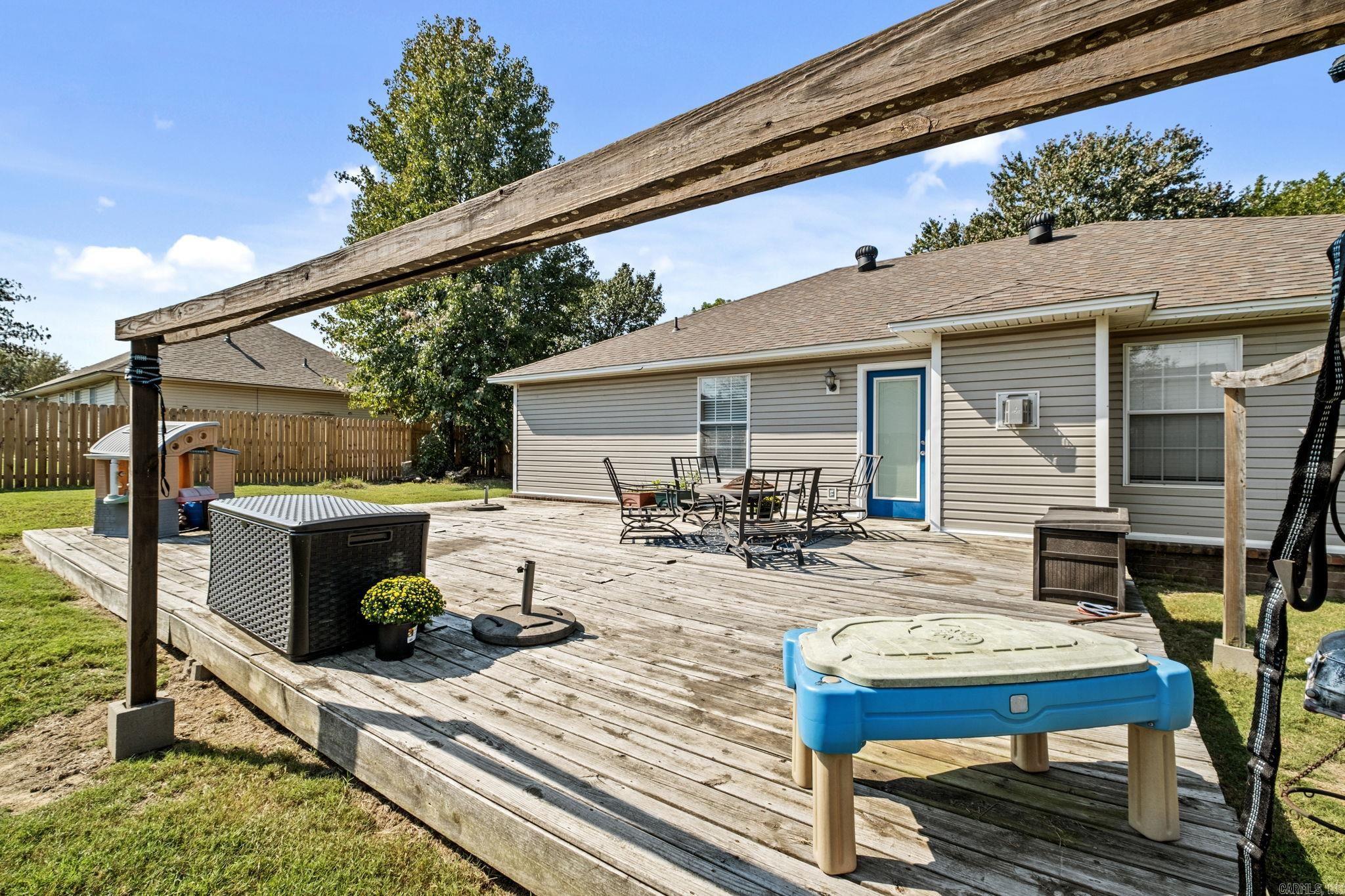 WOODBRIDGE - Residential