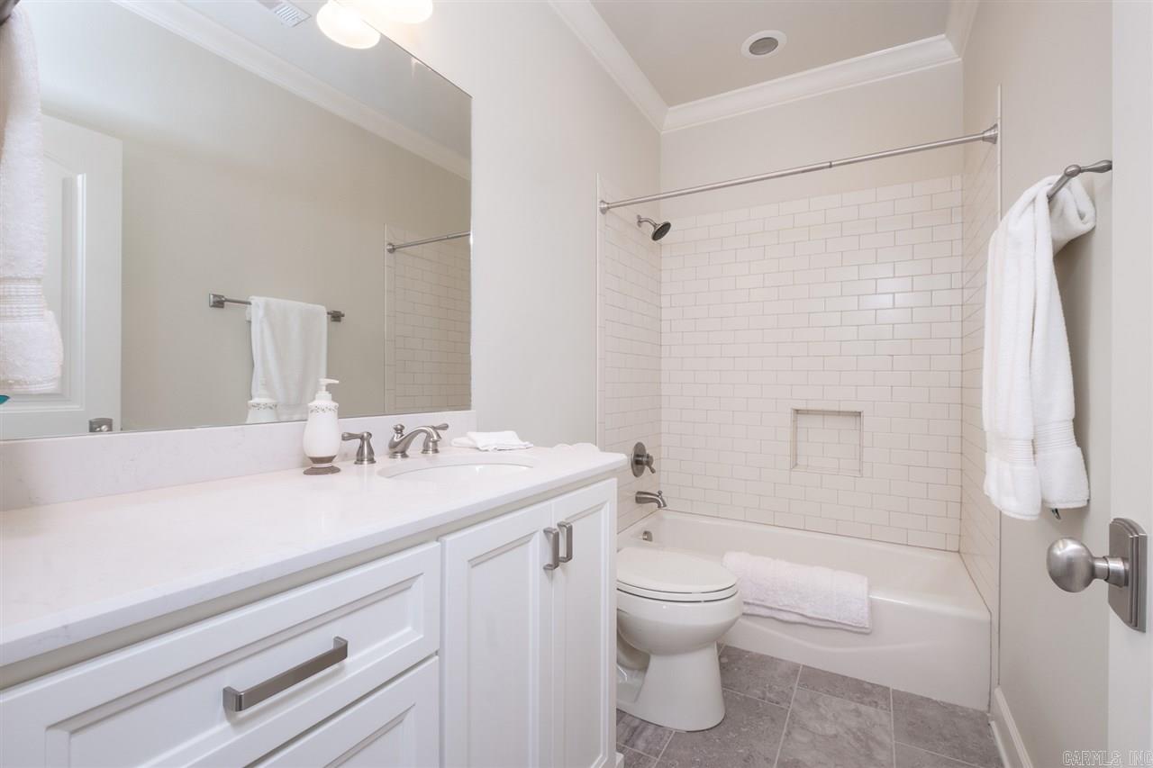 SOMERSETT ESTATES - Residential