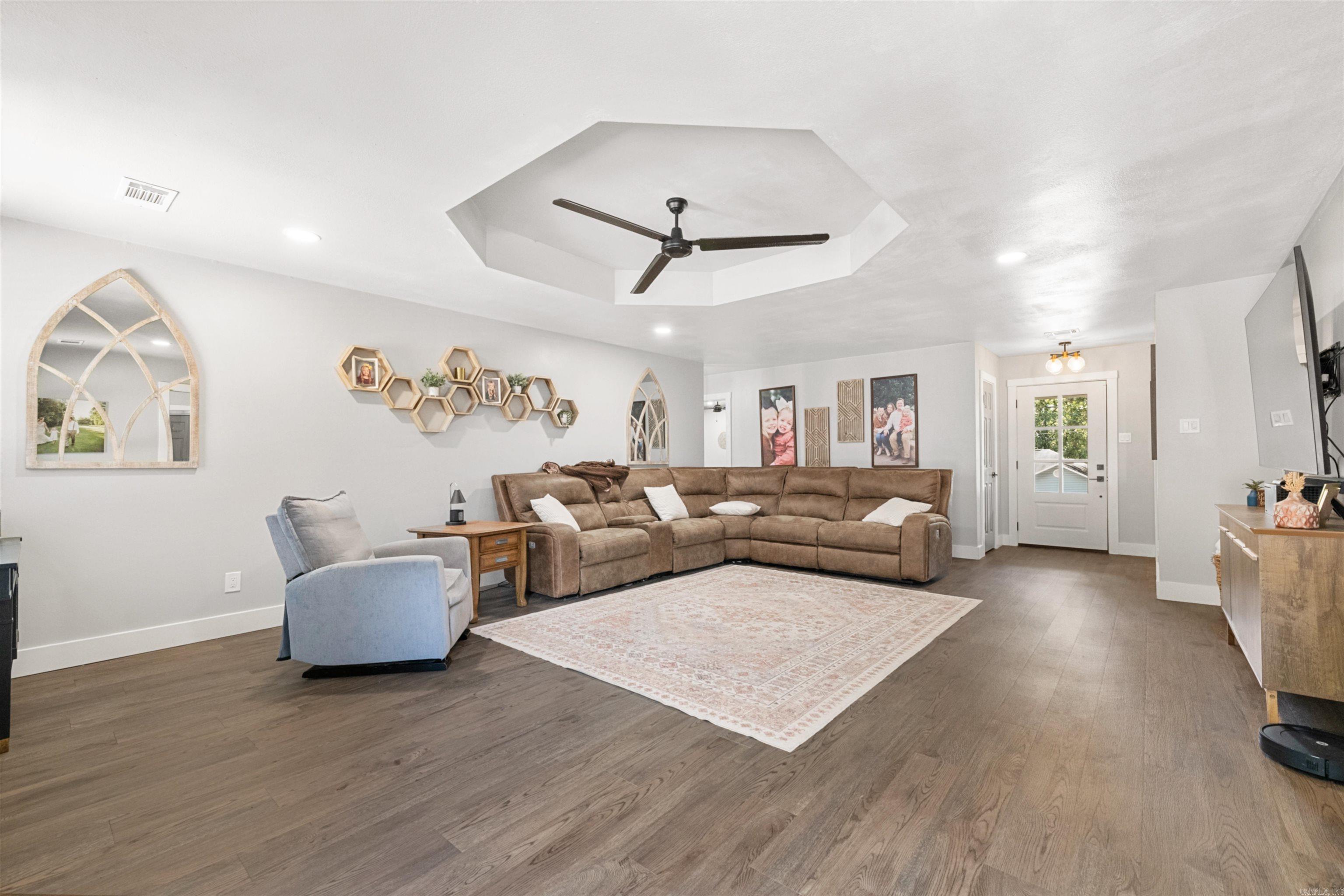 WINDSOR VALLEY ADDN - Residential