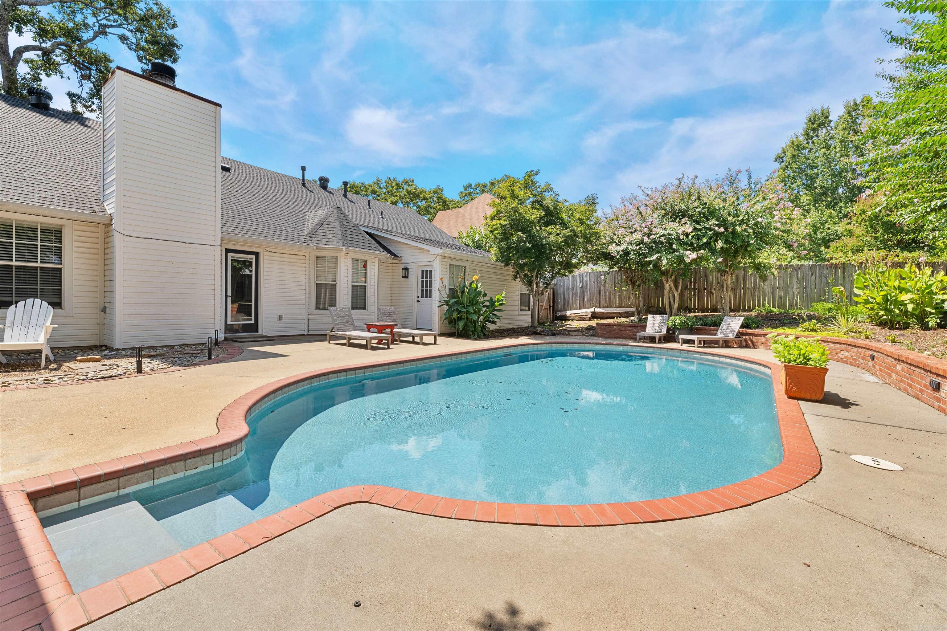 WINDSOR VALLEY ADDN - Residential