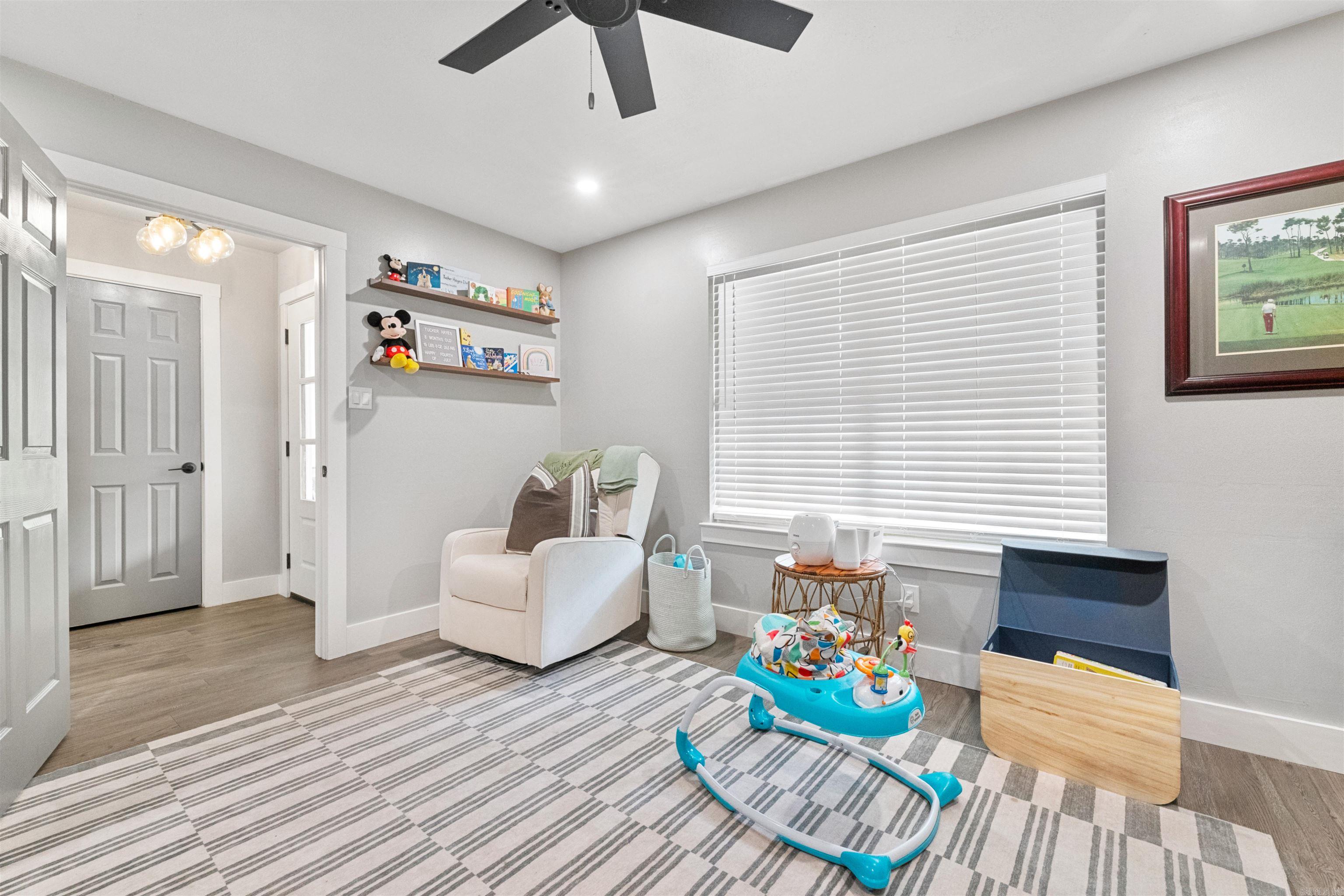 WINDSOR VALLEY ADDN - Residential