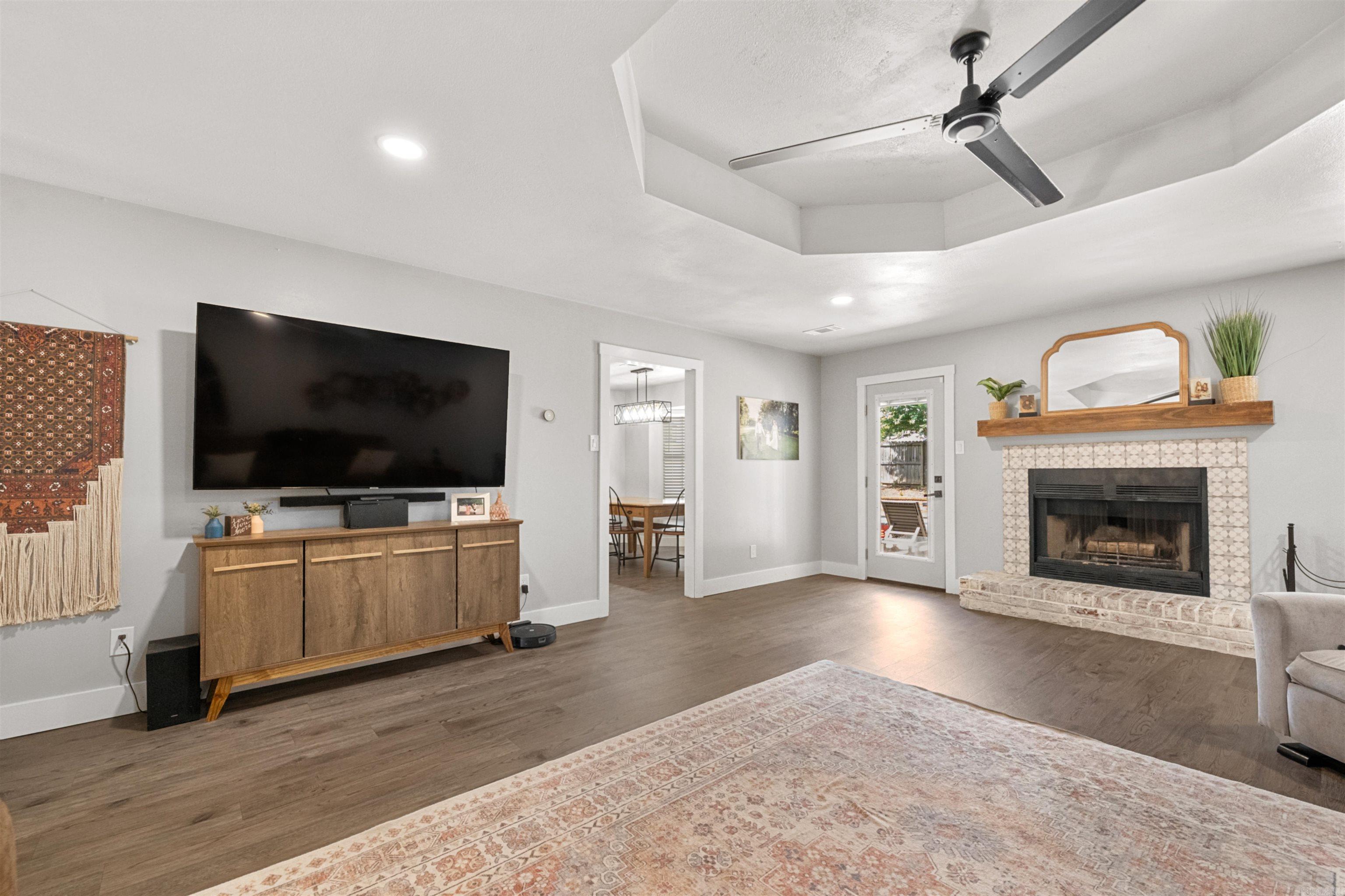 WINDSOR VALLEY ADDN - Residential