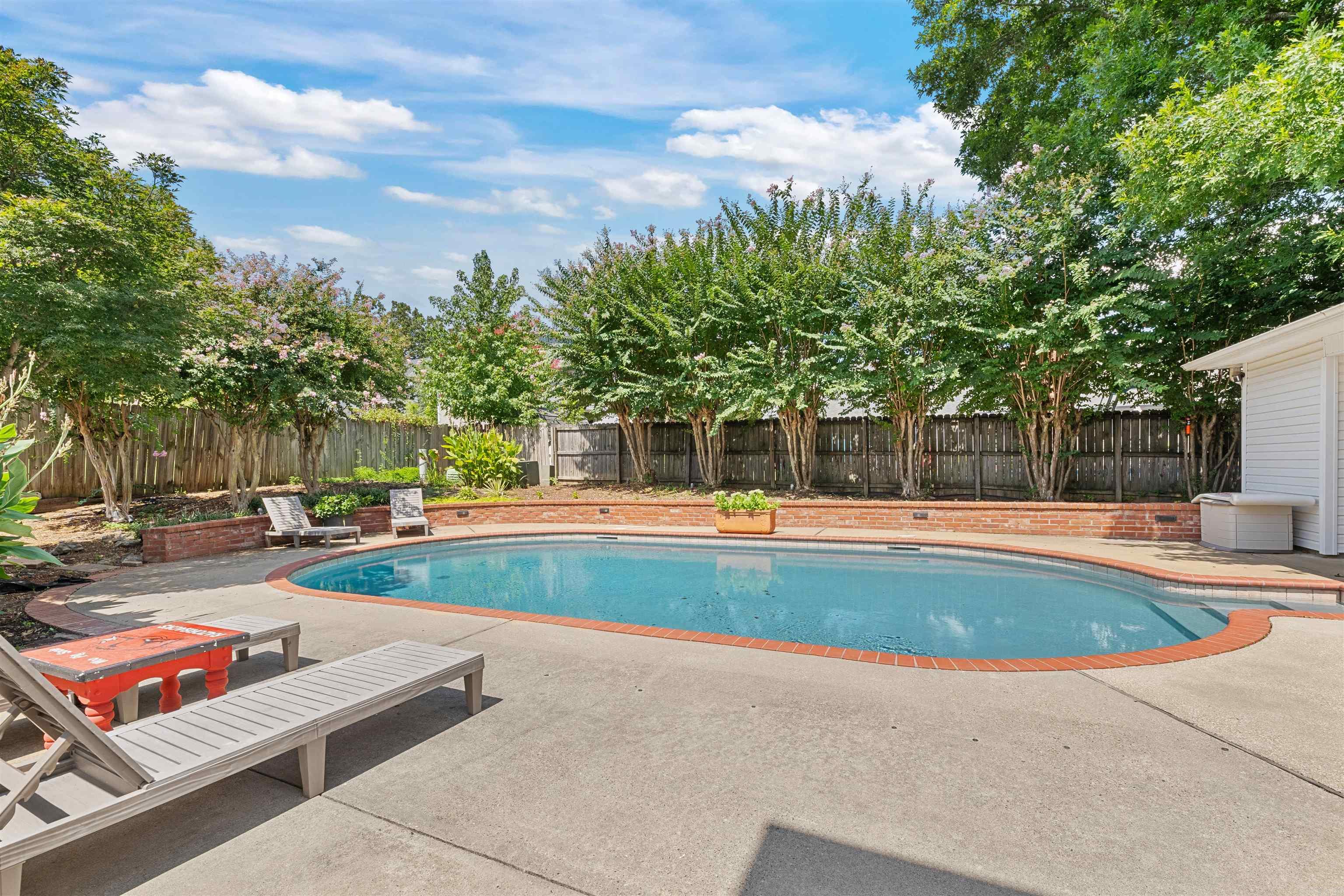 WINDSOR VALLEY ADDN - Residential