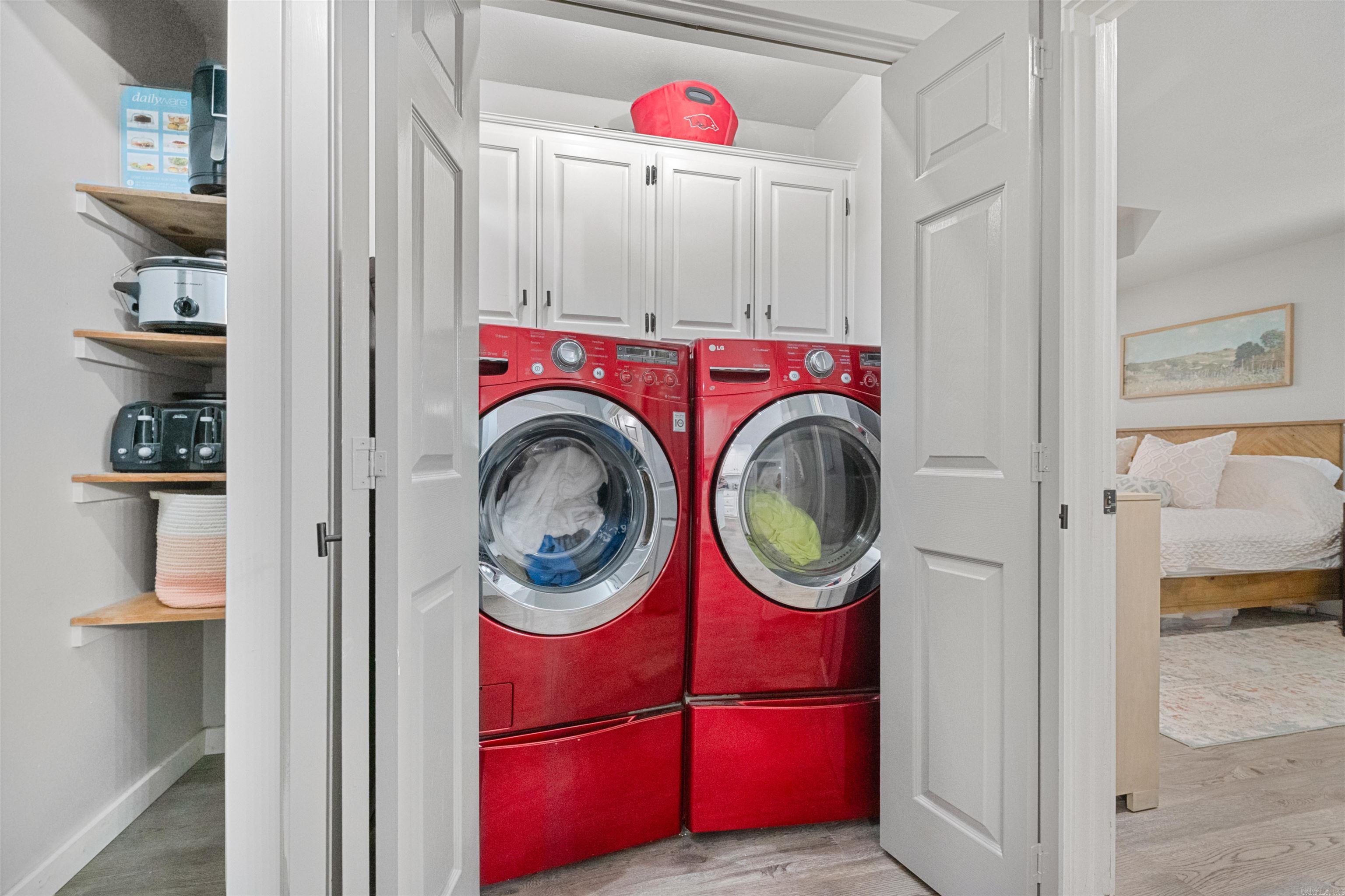 WINDSOR VALLEY ADDN - Residential