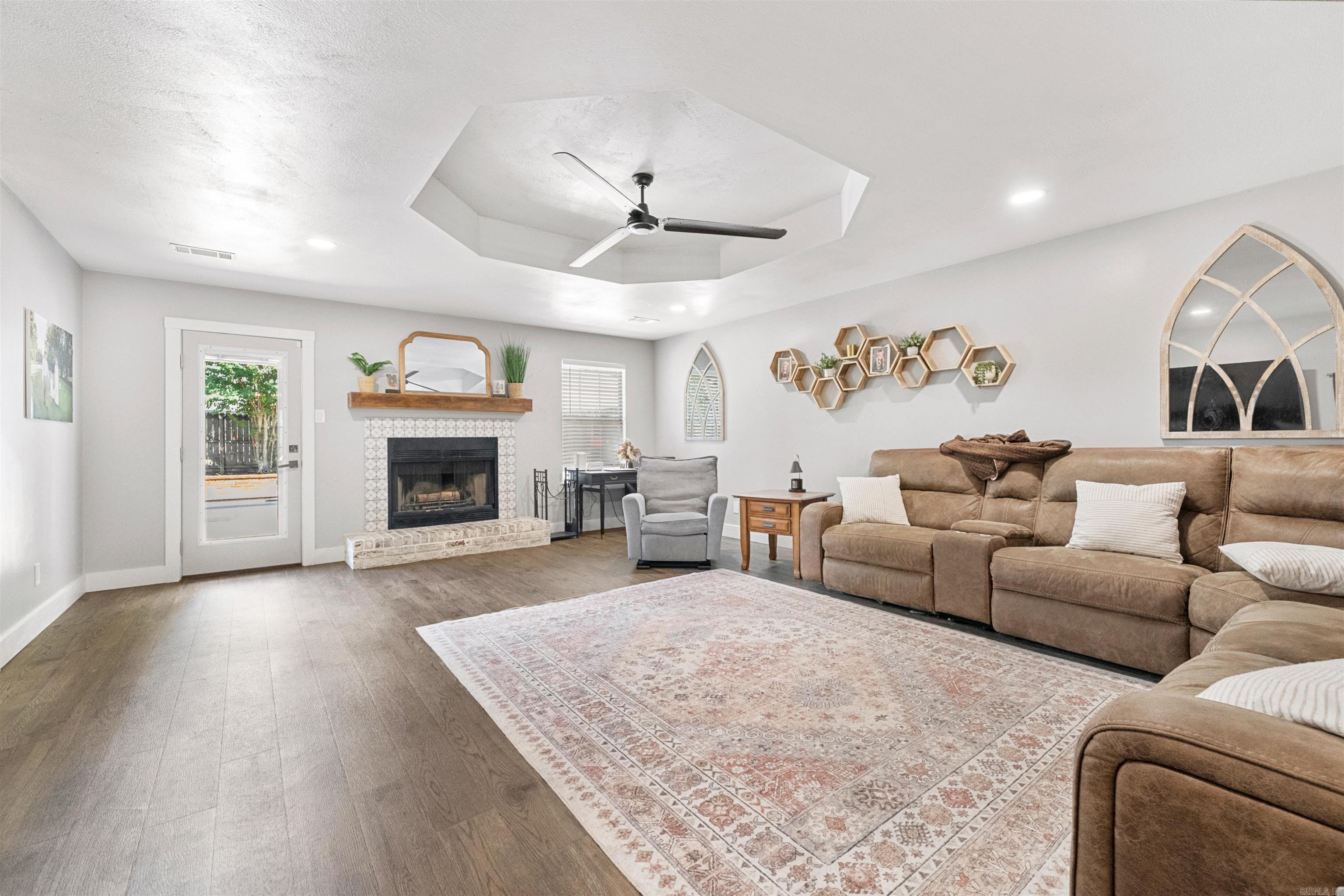 WINDSOR VALLEY ADDN - Residential