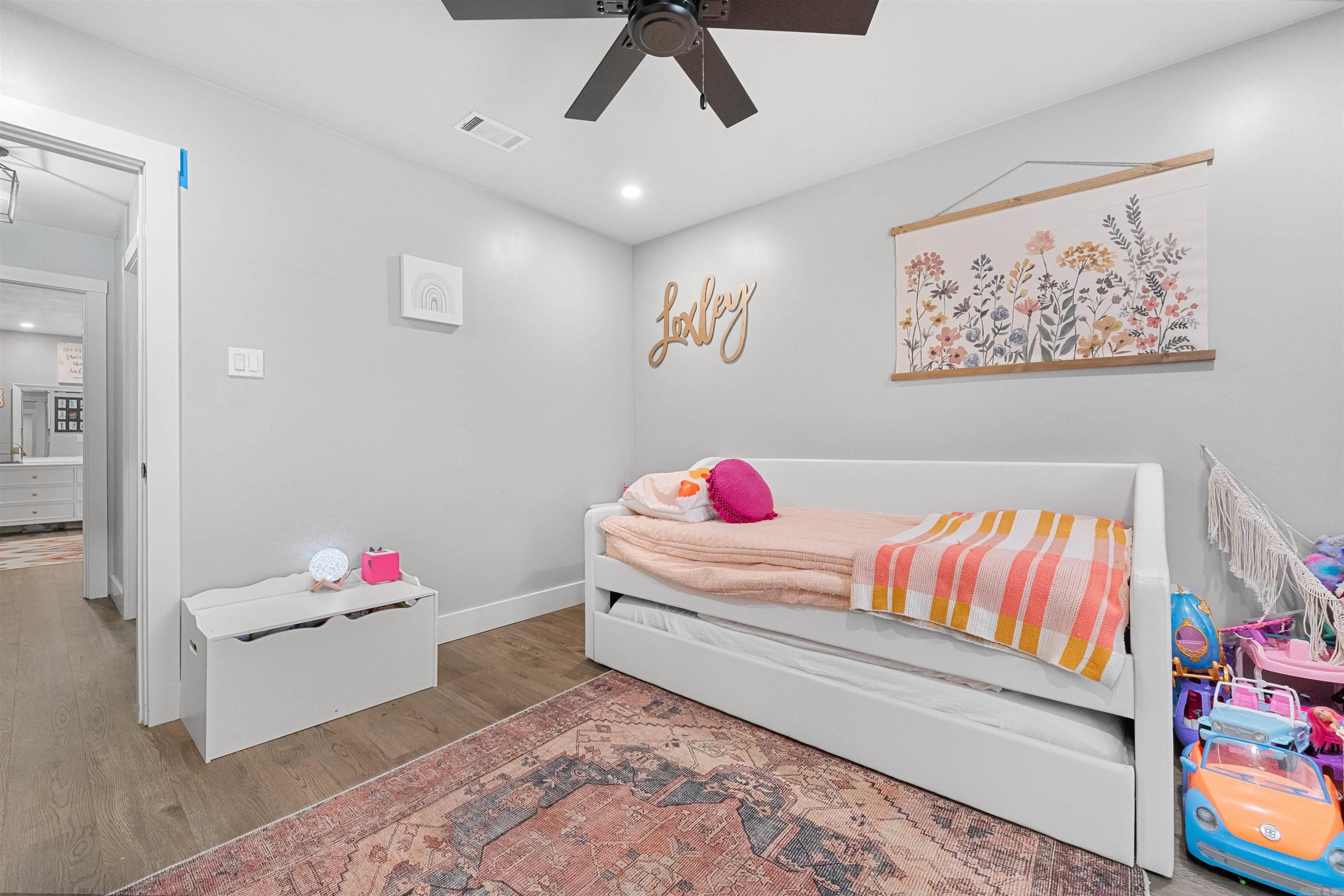 WINDSOR VALLEY ADDN - Residential