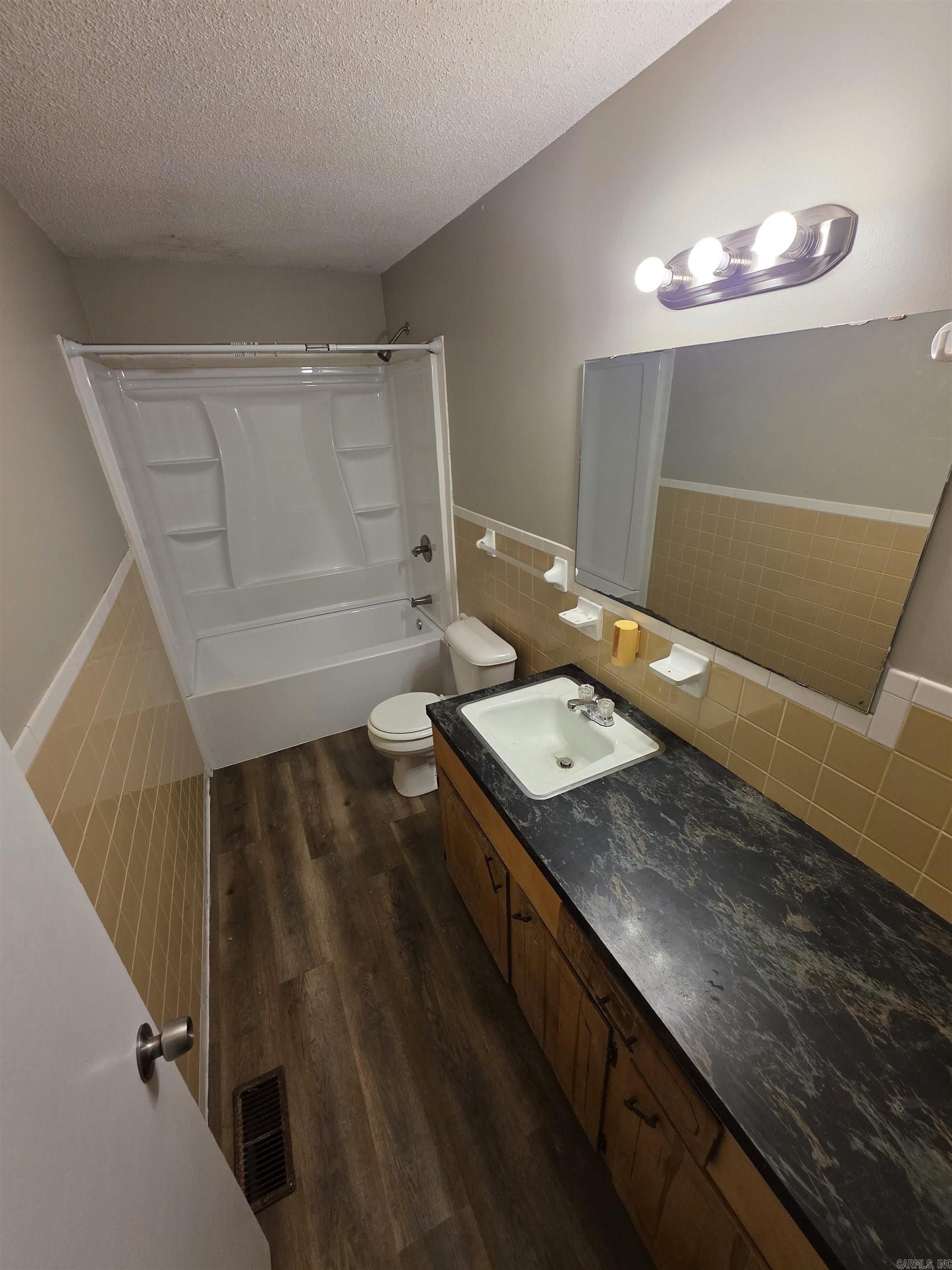 Runyan Acres - Residential Lease