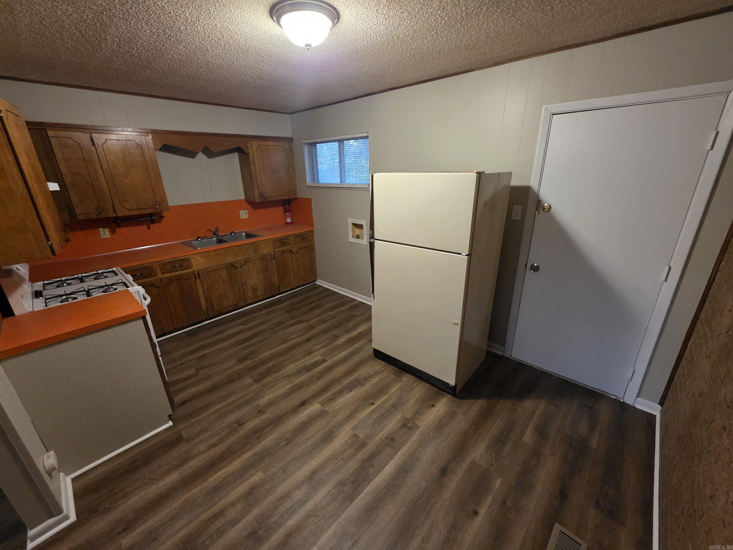 Runyan Acres - Residential Lease