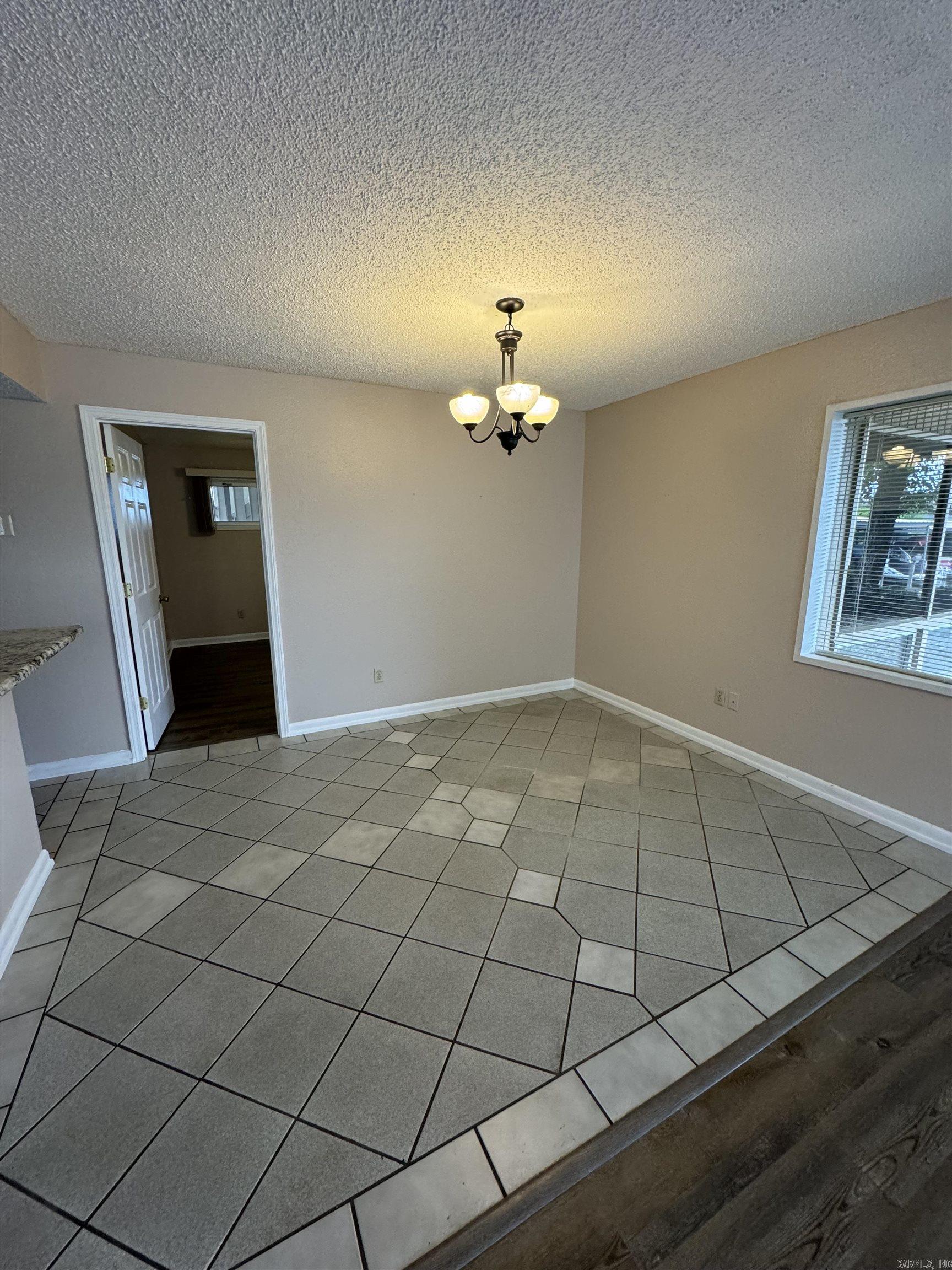 PIER WEST HPR - Residential