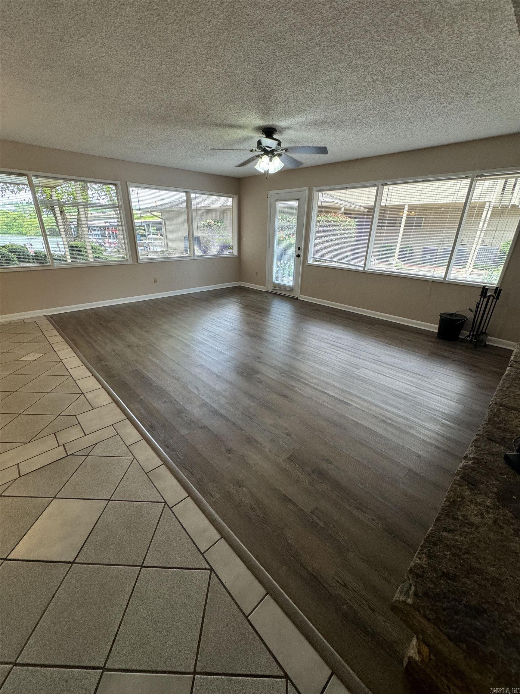 PIER WEST HPR - Residential