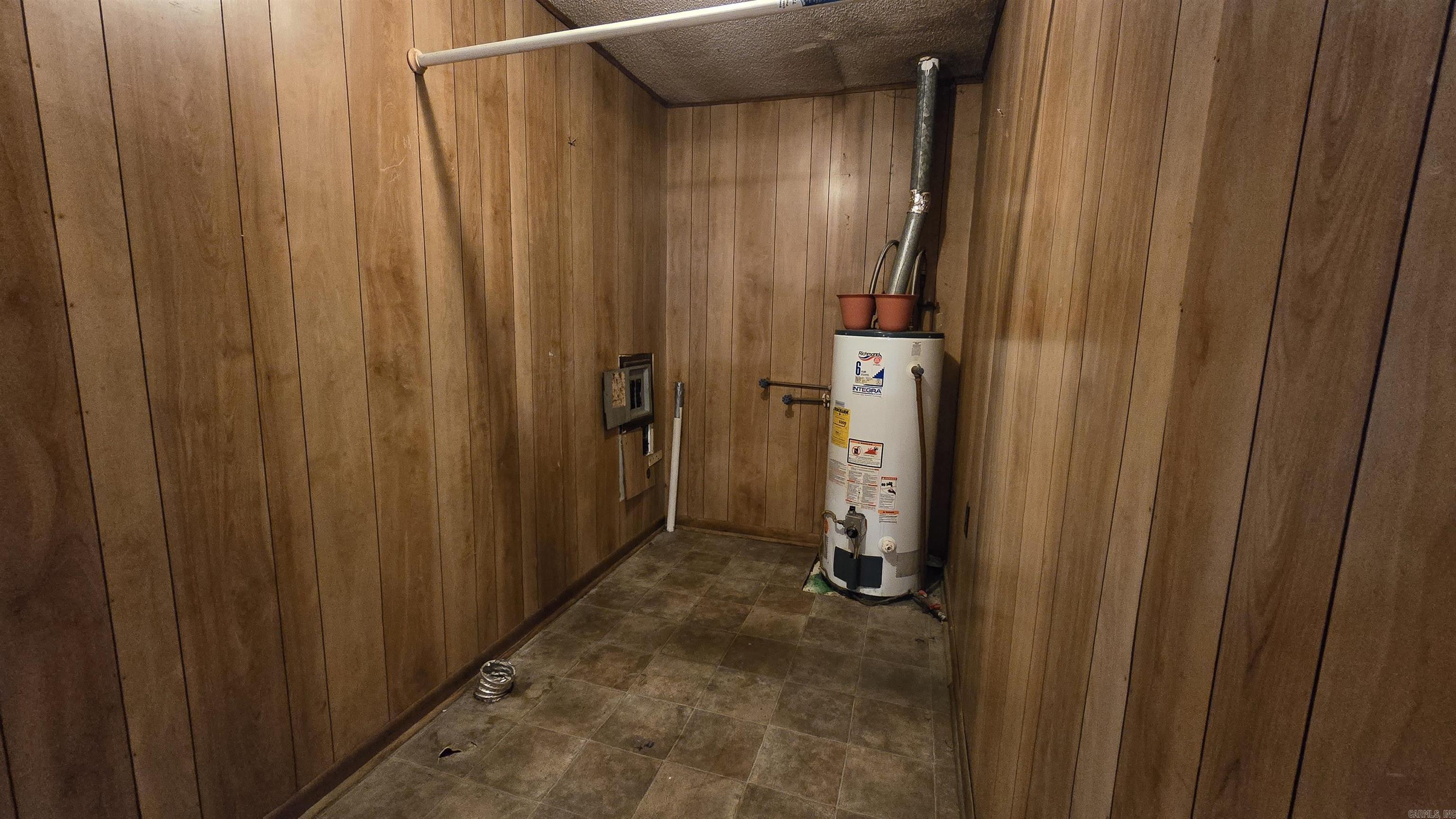 BARNETT - Residential