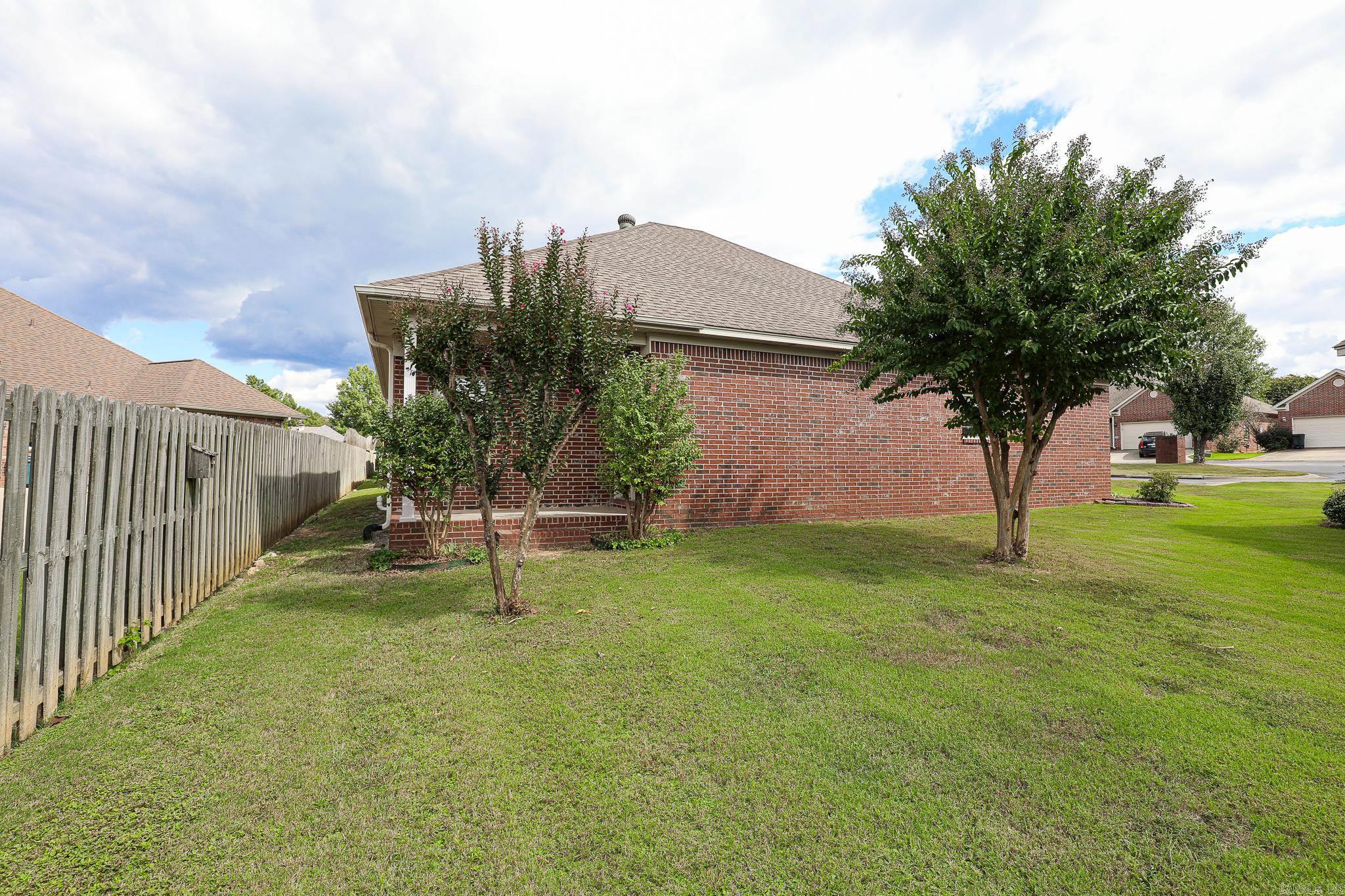 Sunset Gardens East - Residential