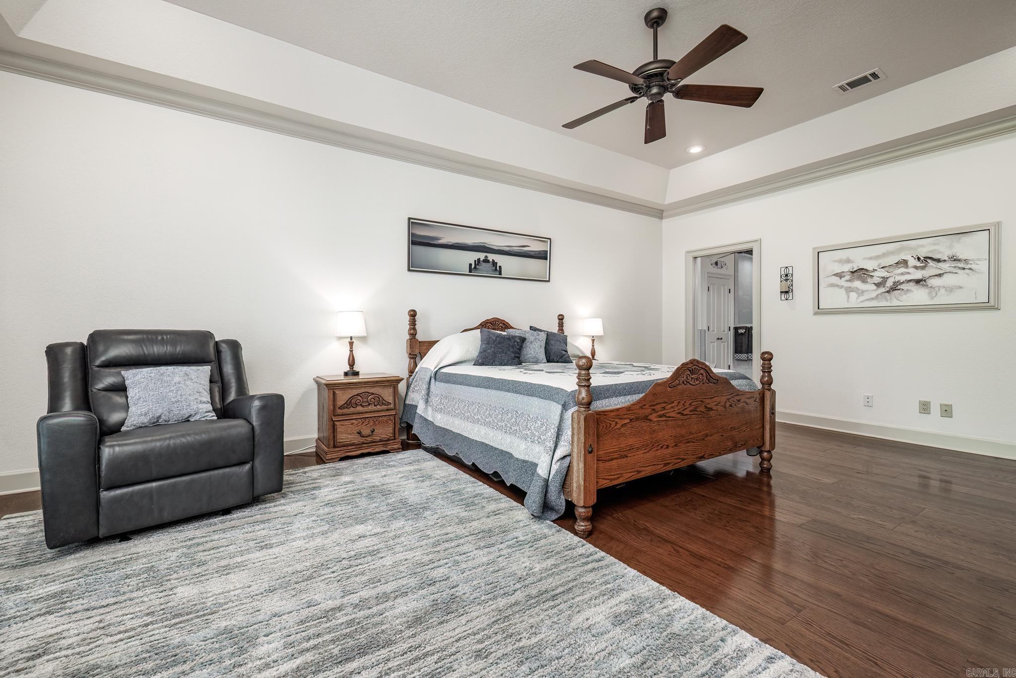 Isabella - Residential