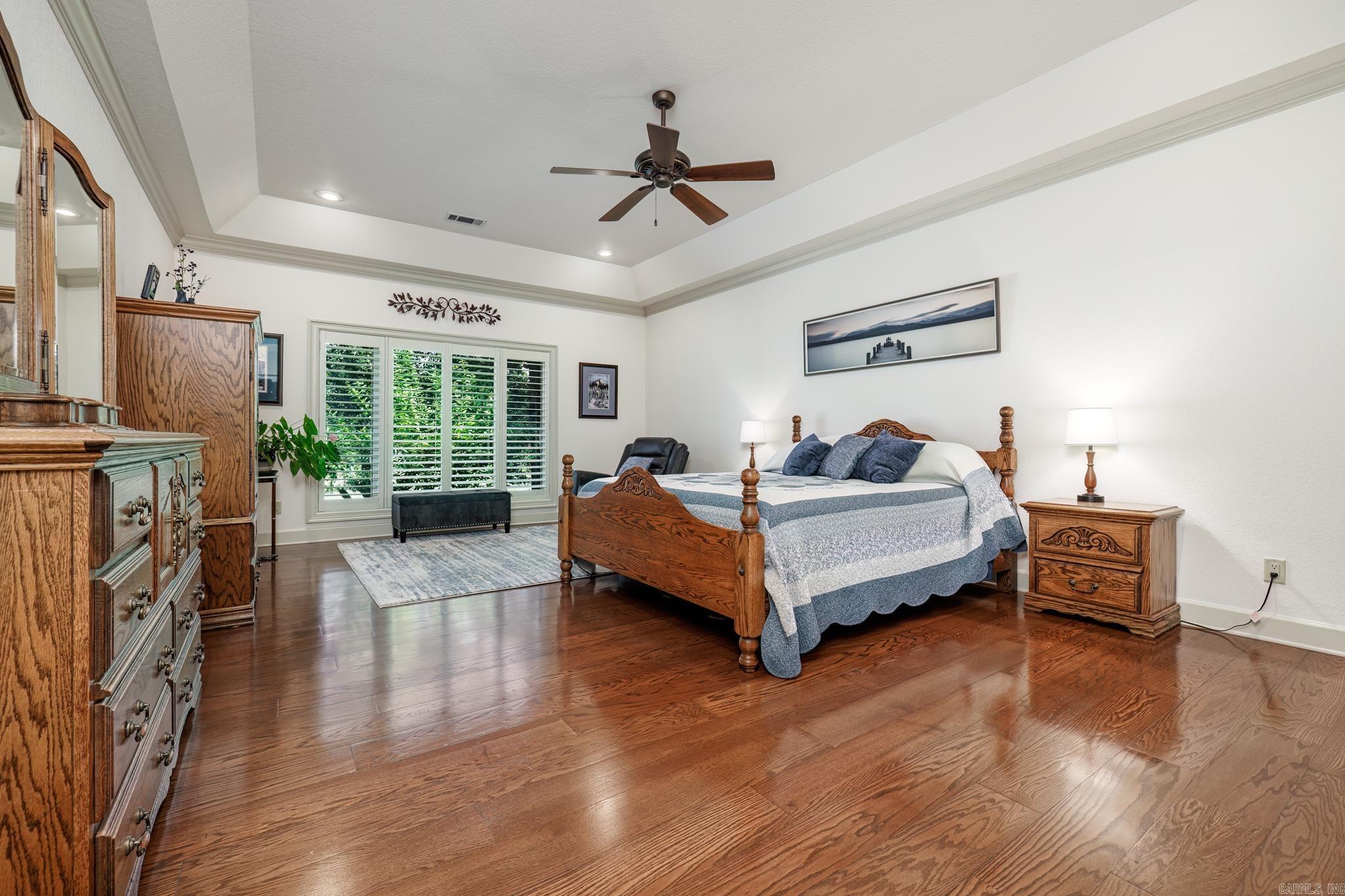 Isabella - Residential