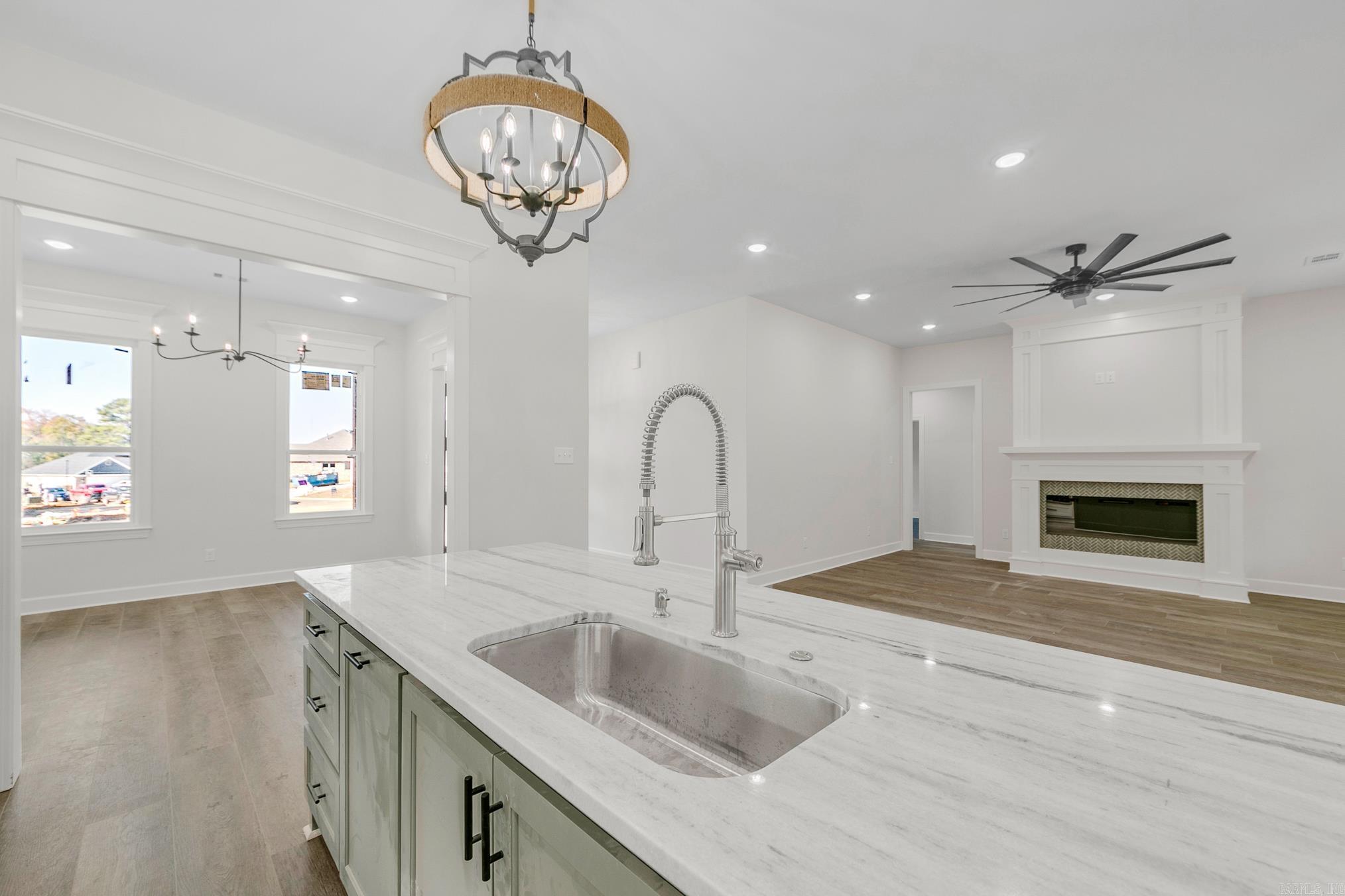 DENALI HEIGHTS - Residential