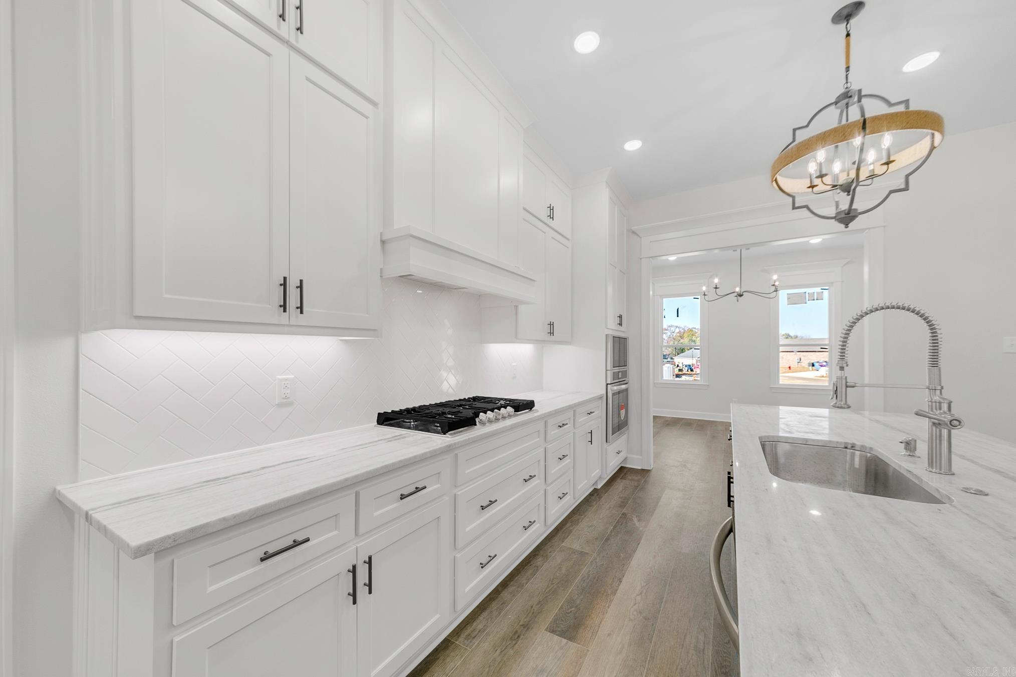 DENALI HEIGHTS - Residential