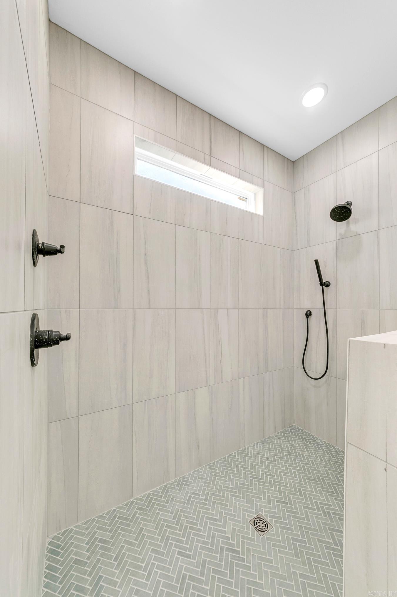 DENALI HEIGHTS - Residential