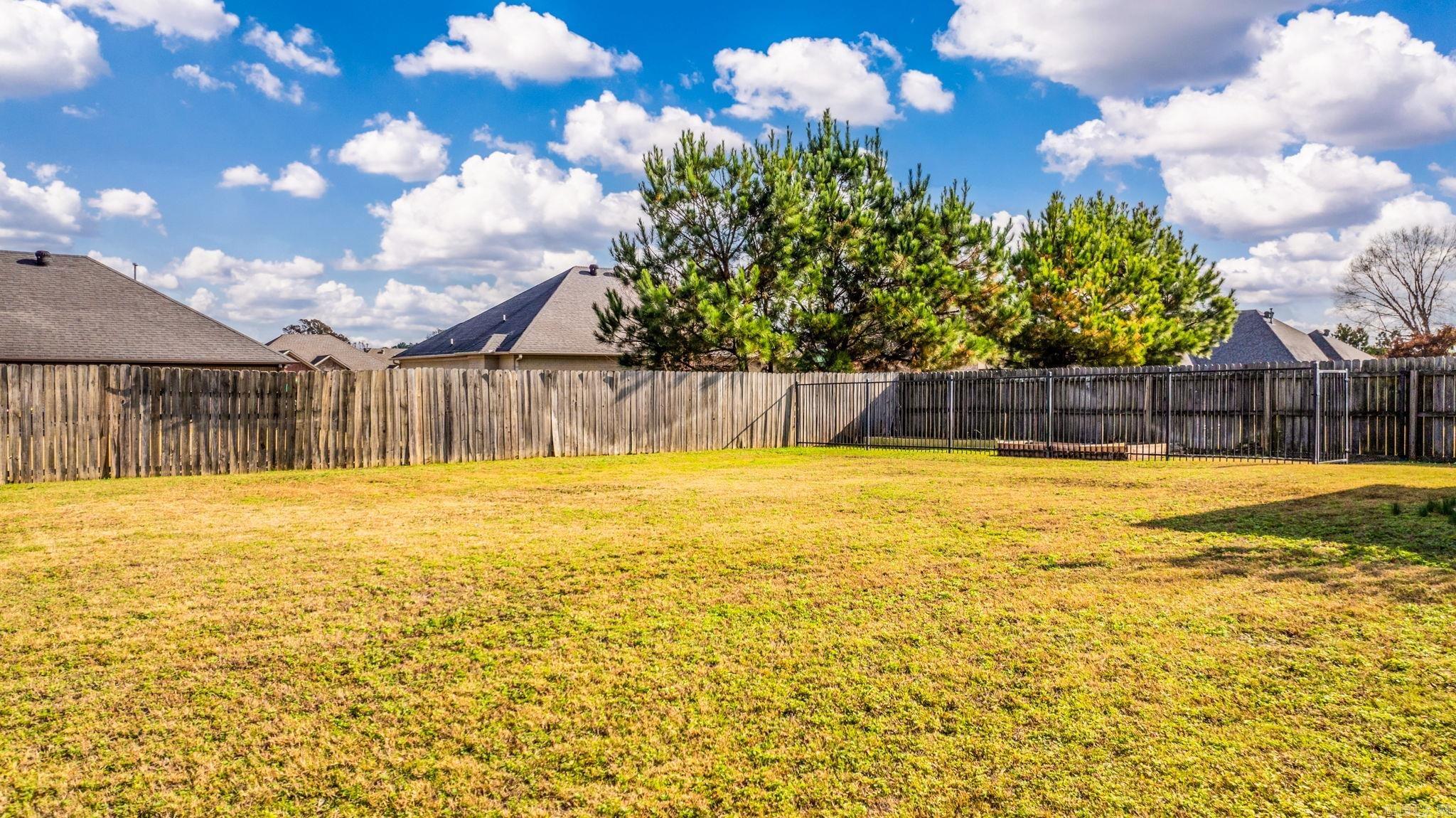 CHAPEL CREEK - Residential