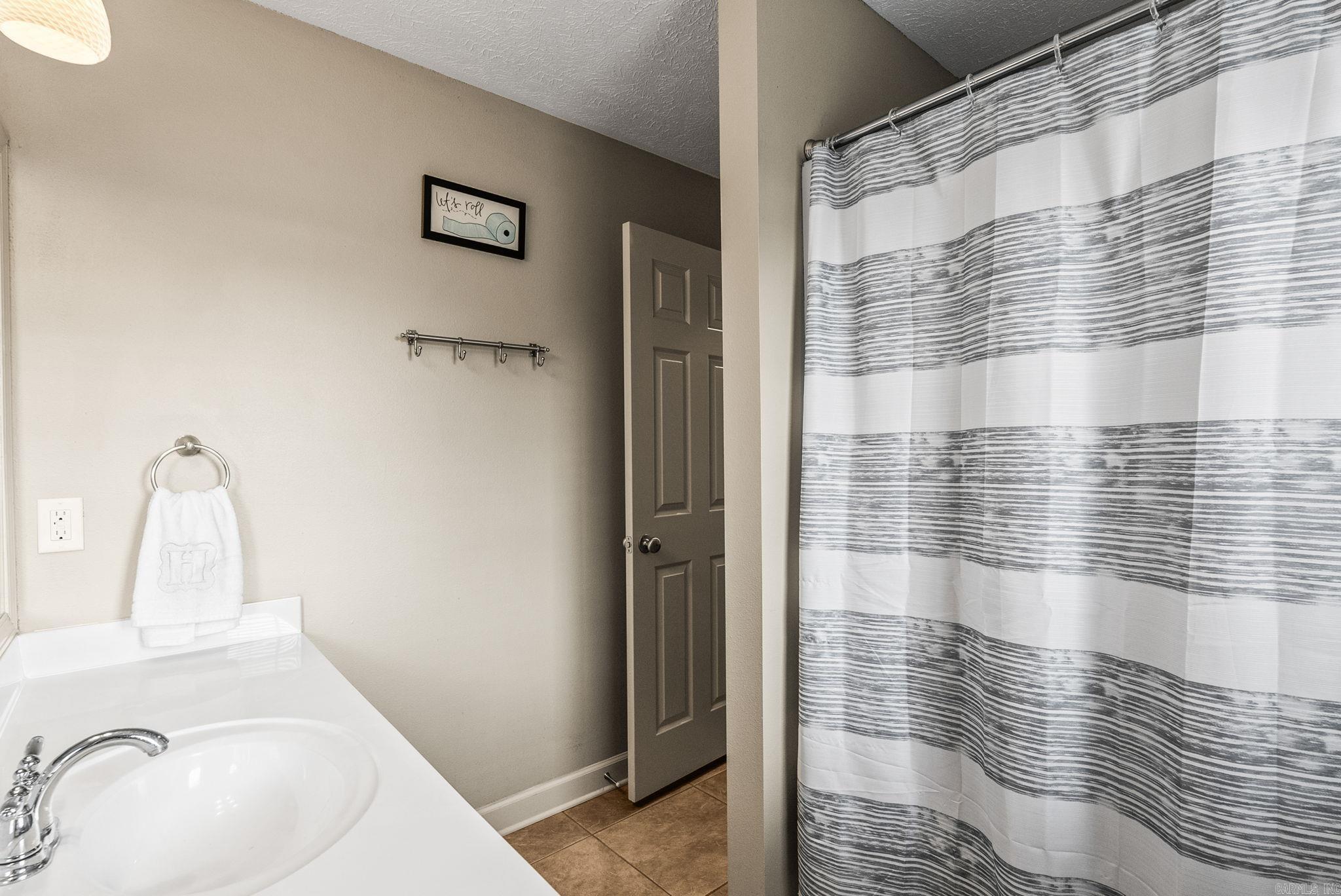 CHAPEL CREEK - Residential