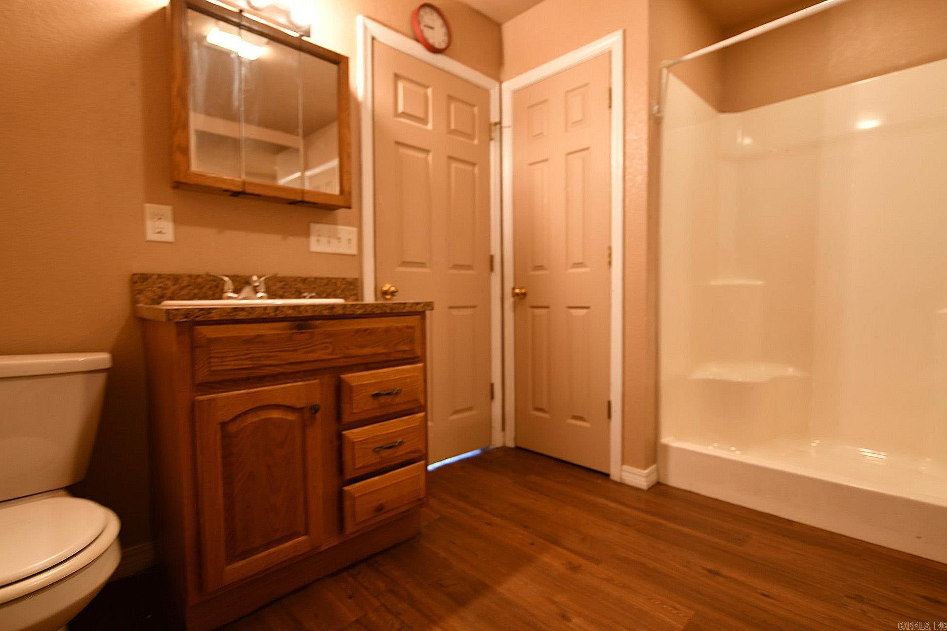 MENA ORIGINAL - Residential