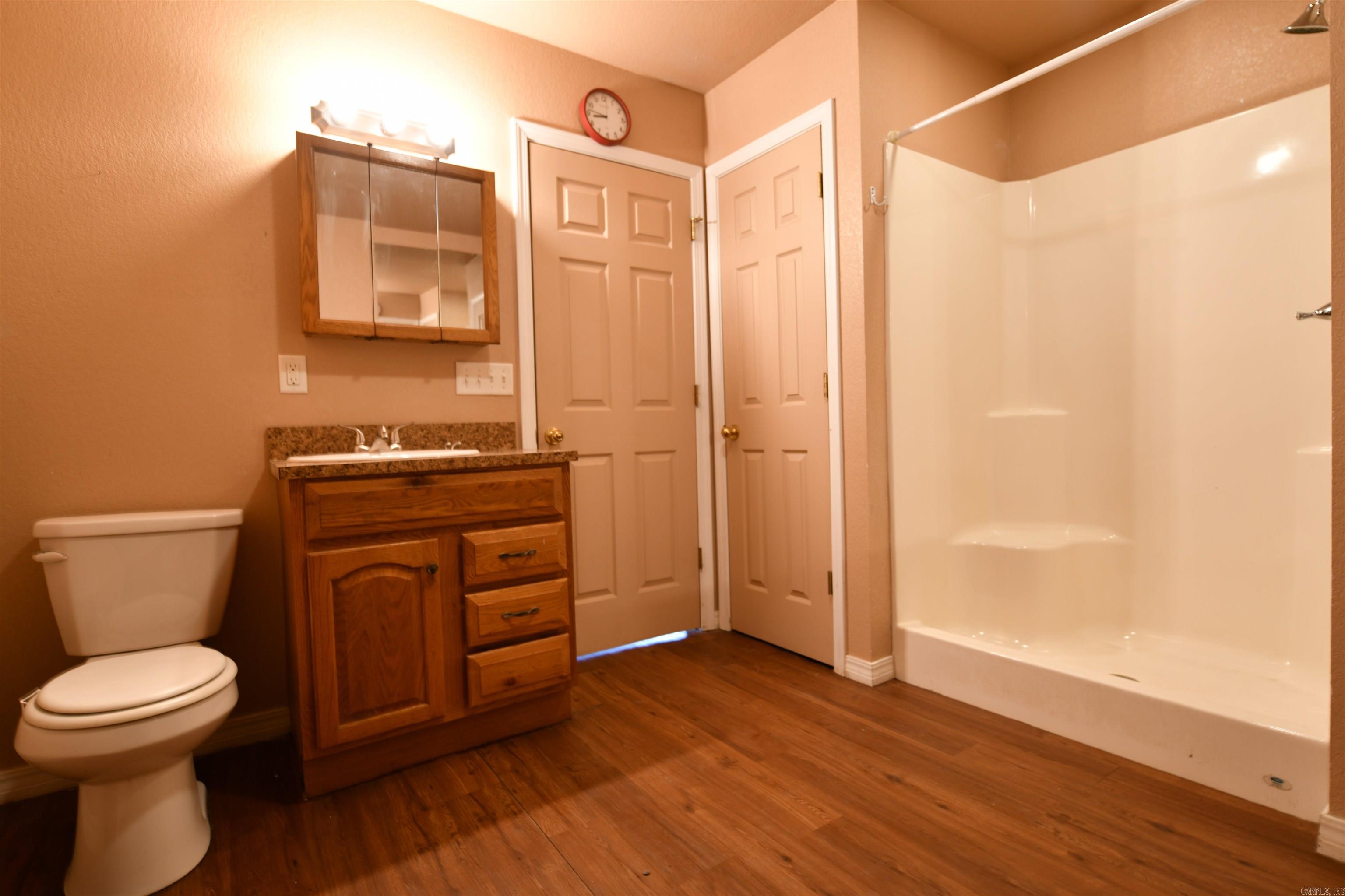 MENA ORIGINAL - Residential