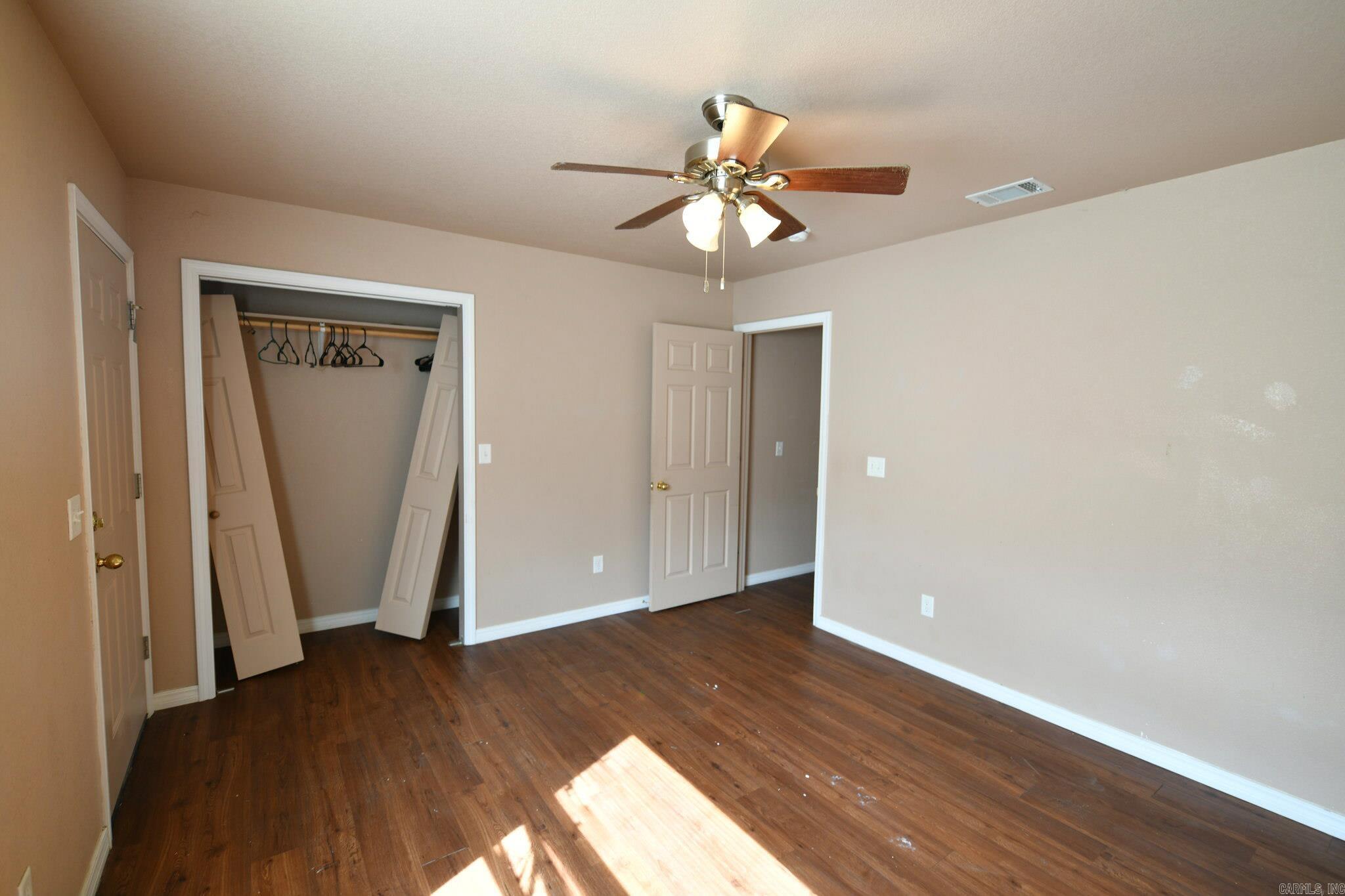 MENA ORIGINAL - Residential