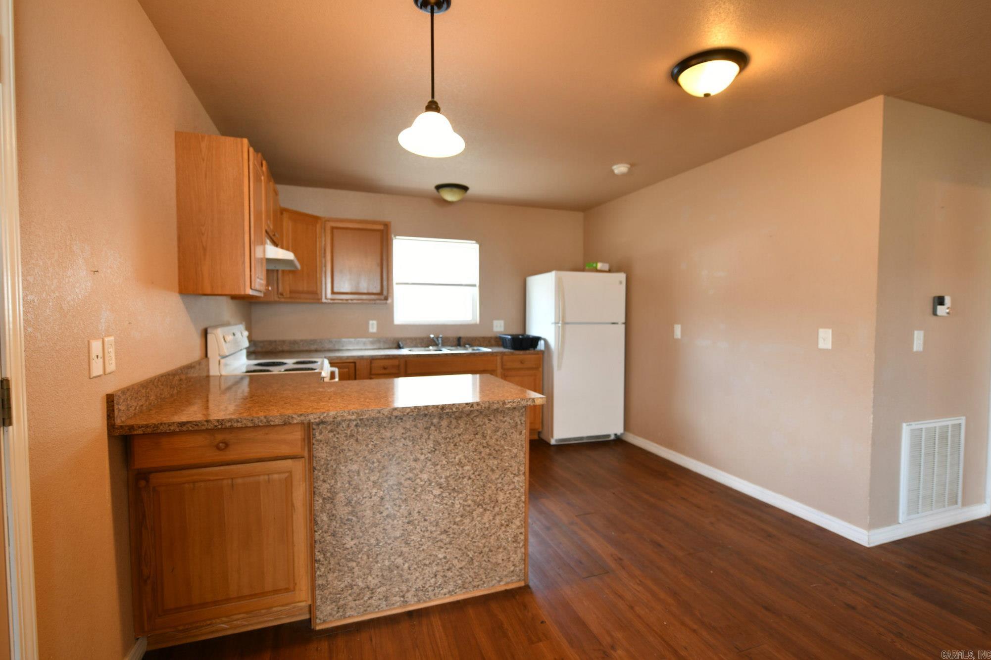 MENA ORIGINAL - Residential