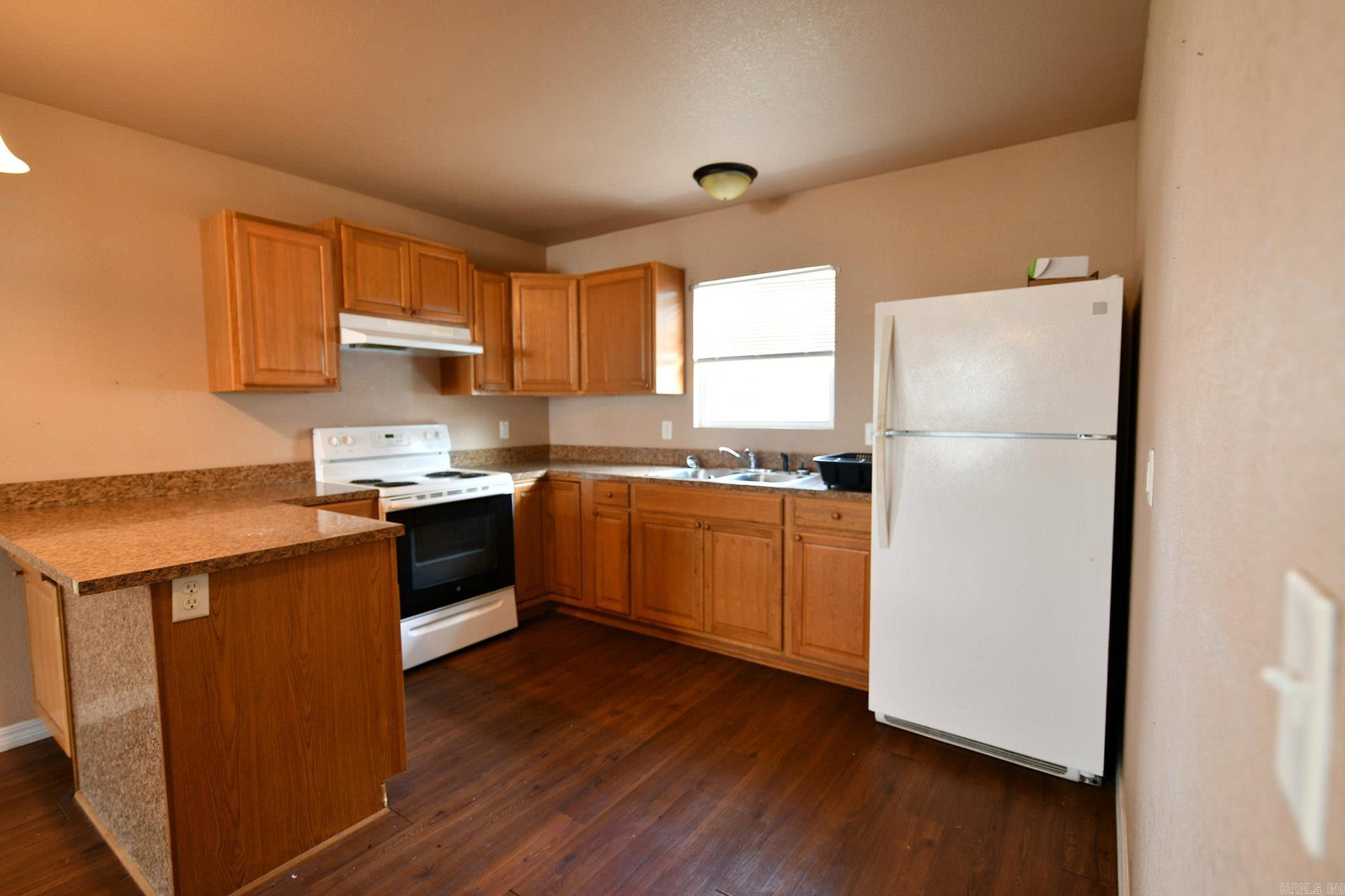 MENA ORIGINAL - Residential