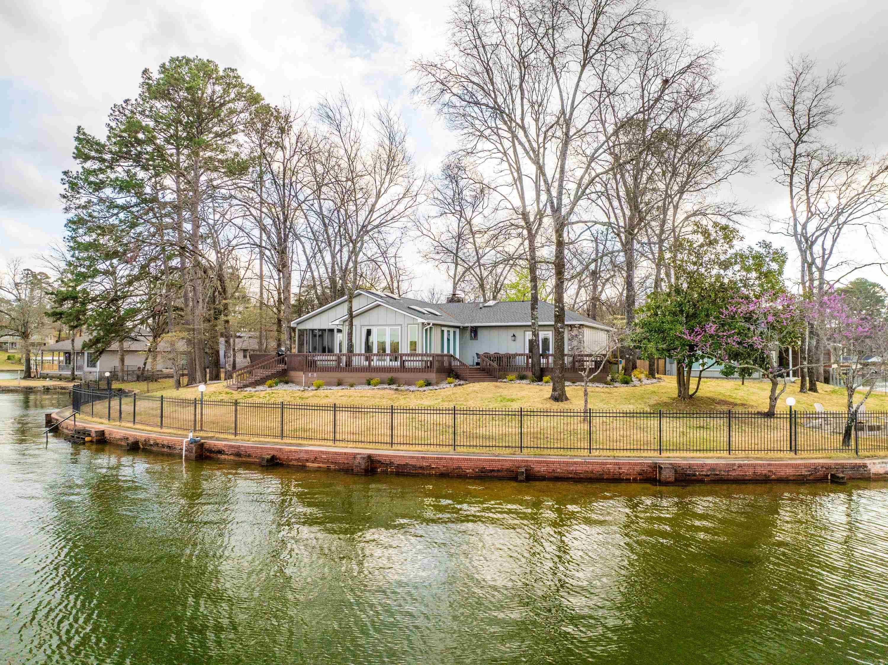 Lake View - Residential