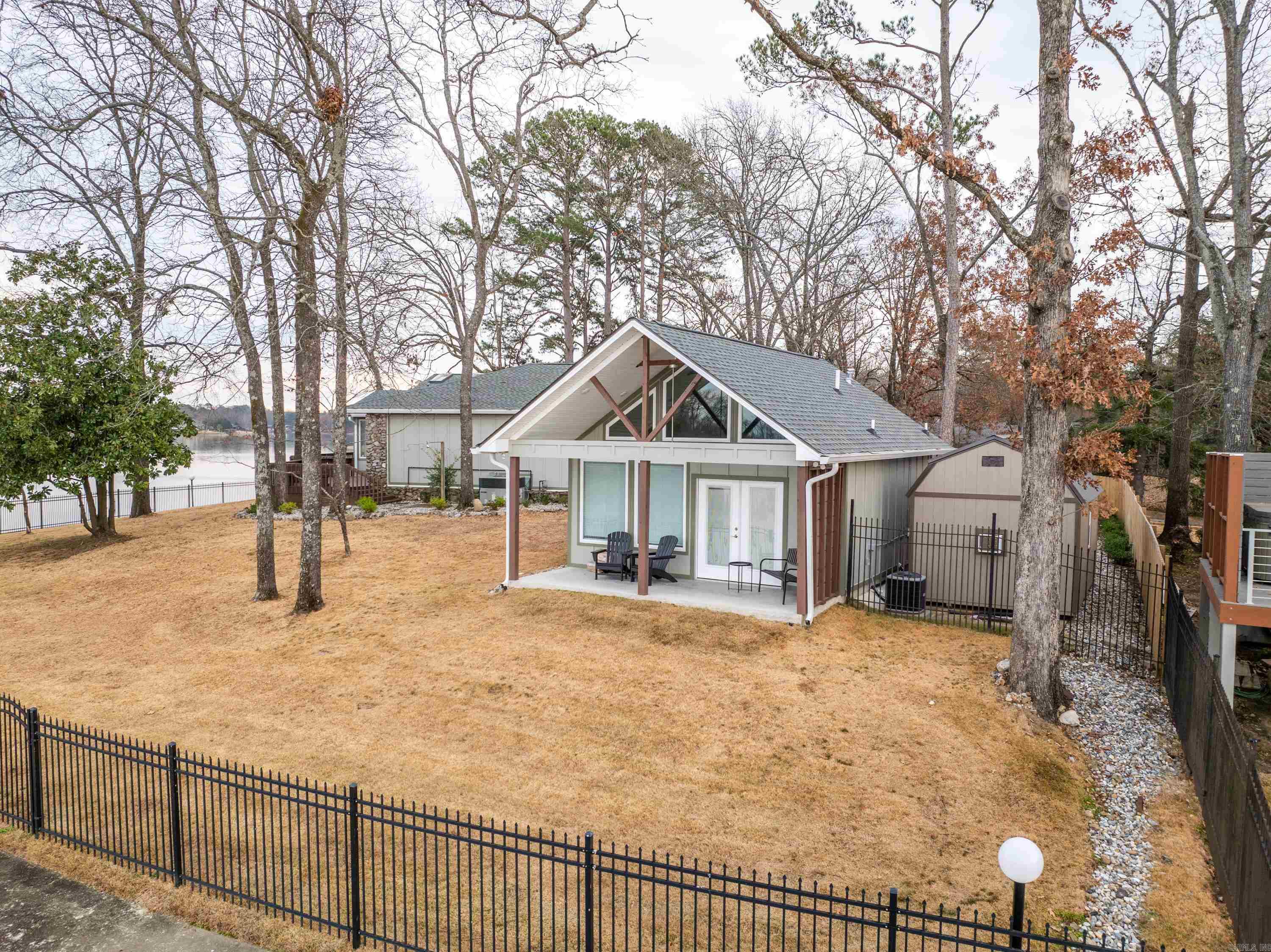 Lake View - Residential