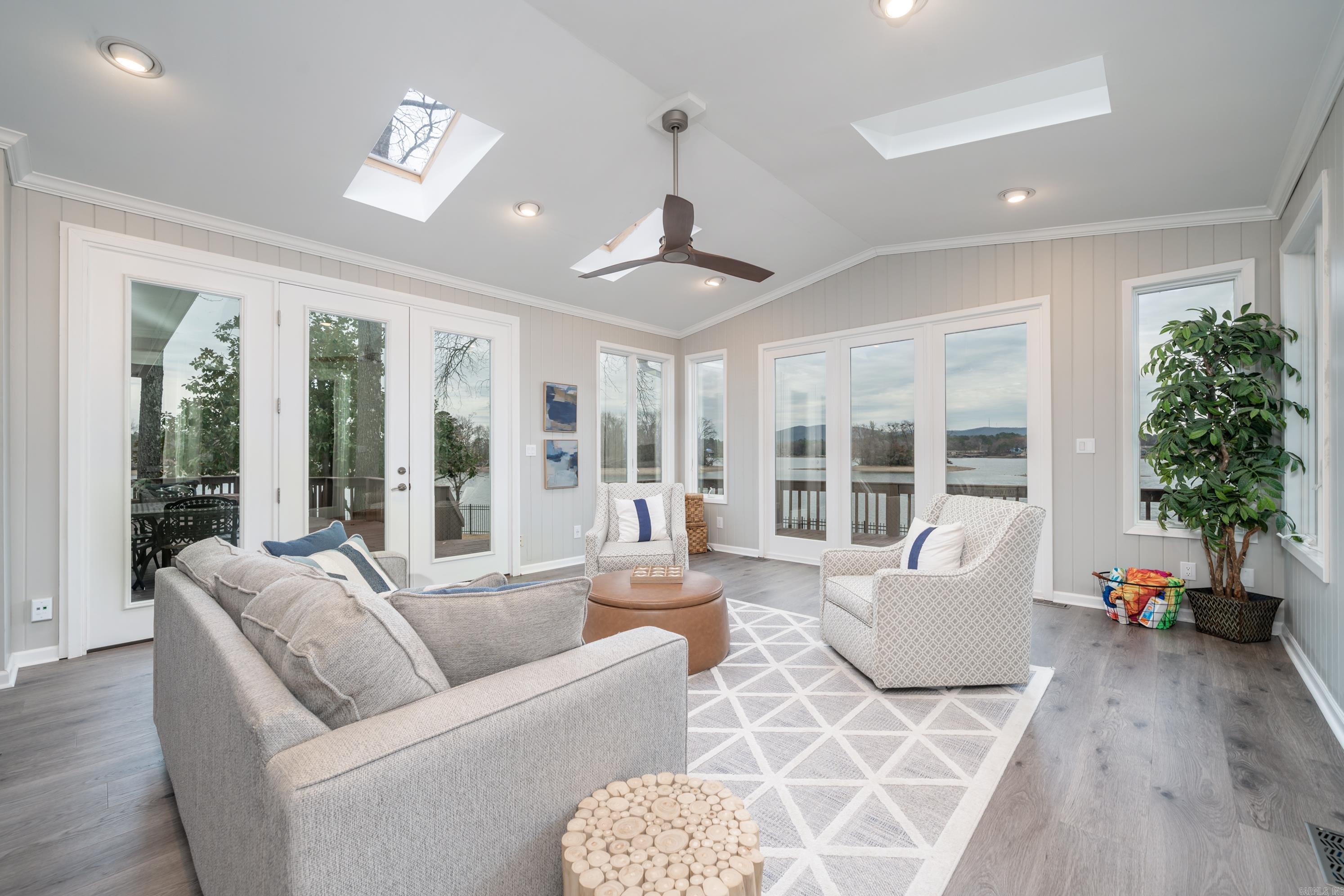 Lake View - Residential