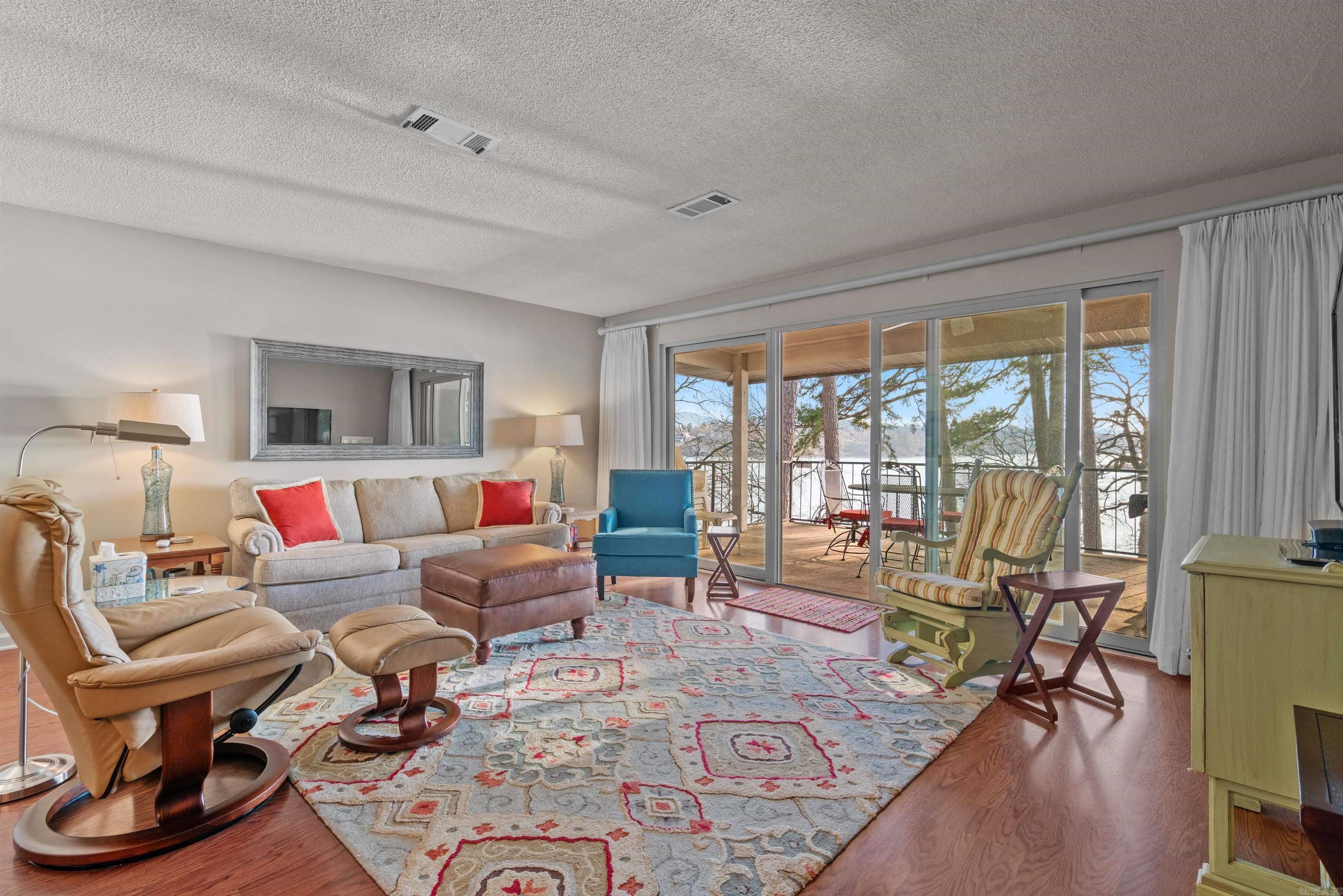 TWIN POINTS HPR - Residential