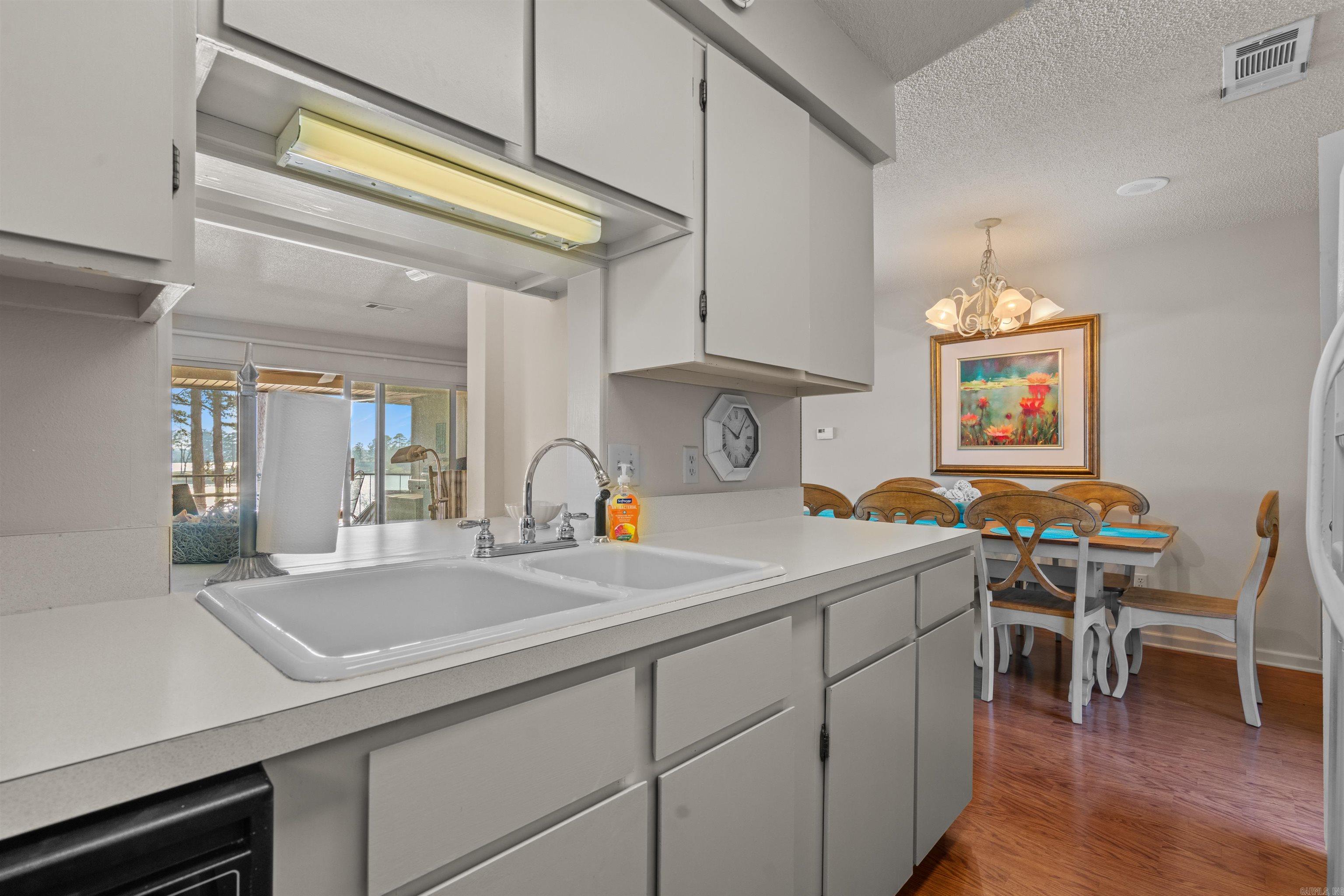 TWIN POINTS HPR - Residential