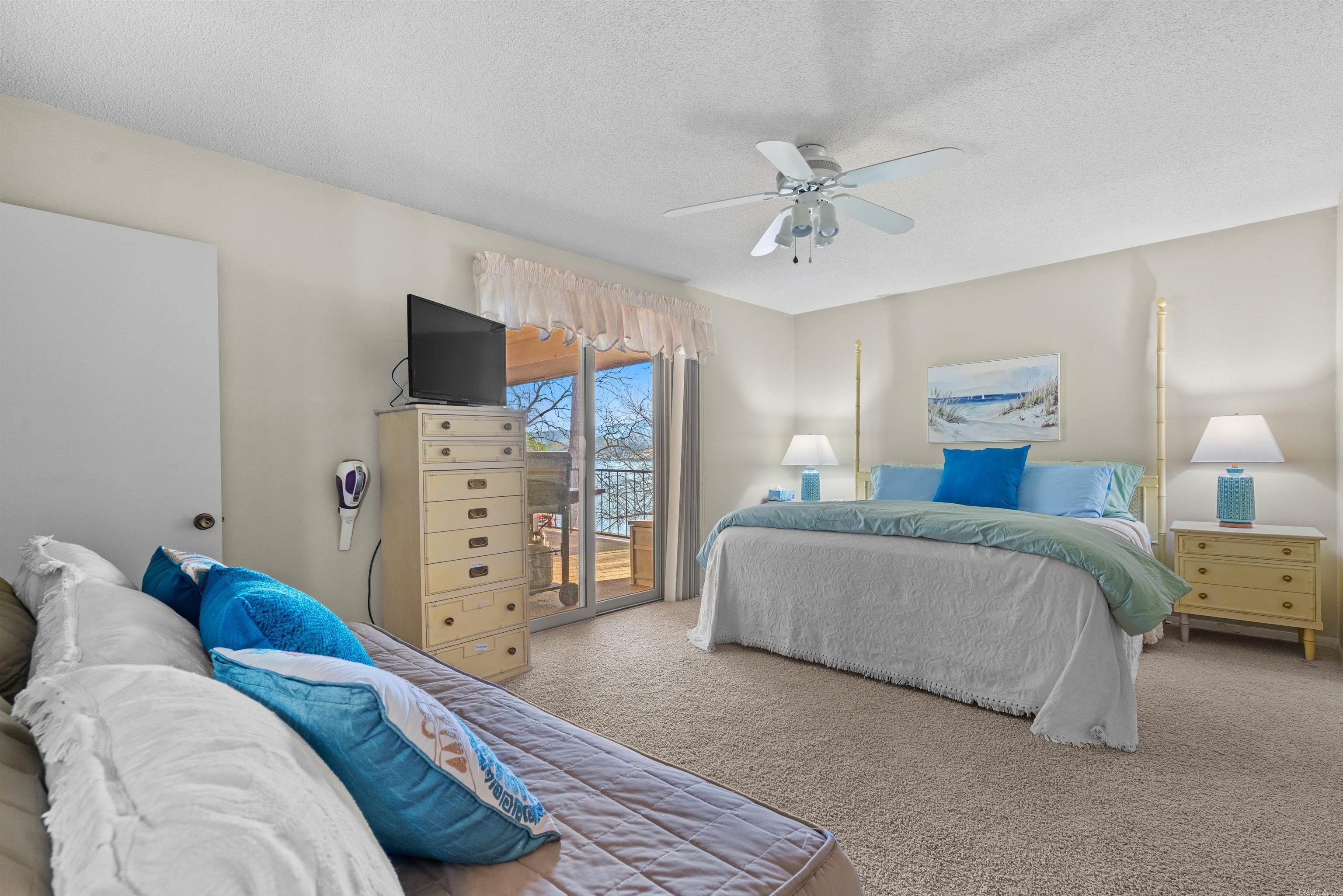 TWIN POINTS HPR - Residential